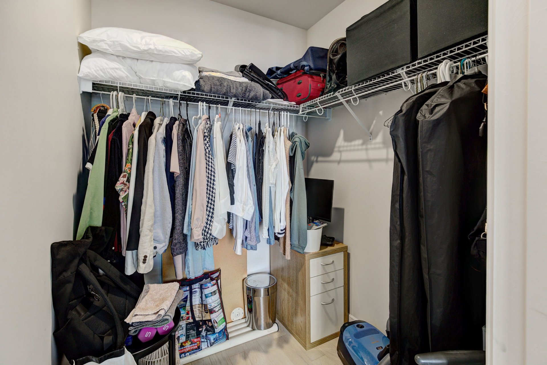 Walk-in closet
