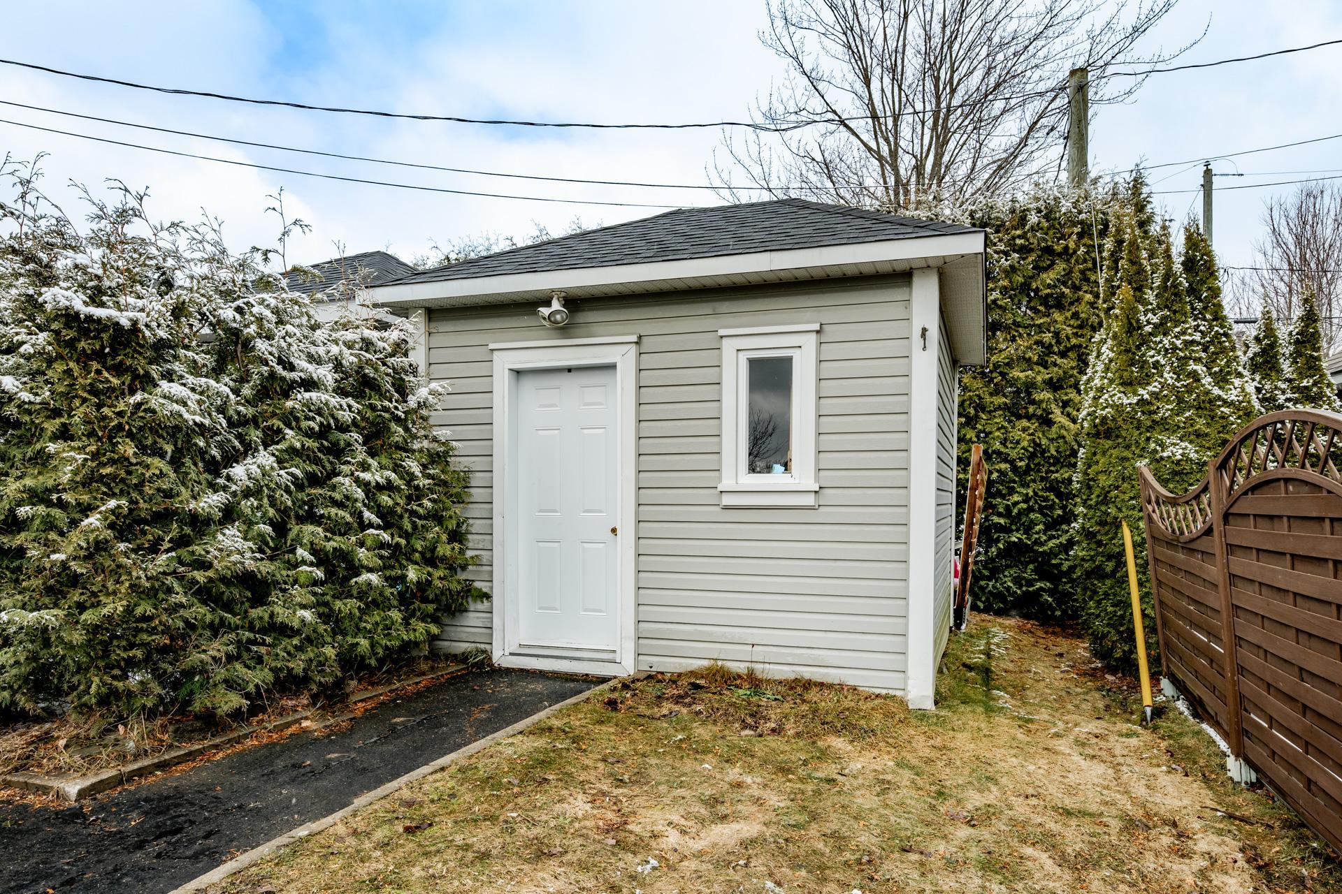 Shed