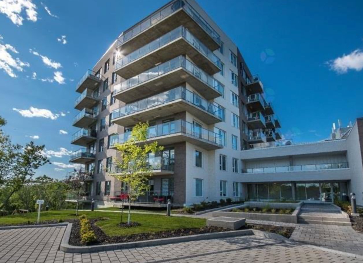 Photo - Frontage