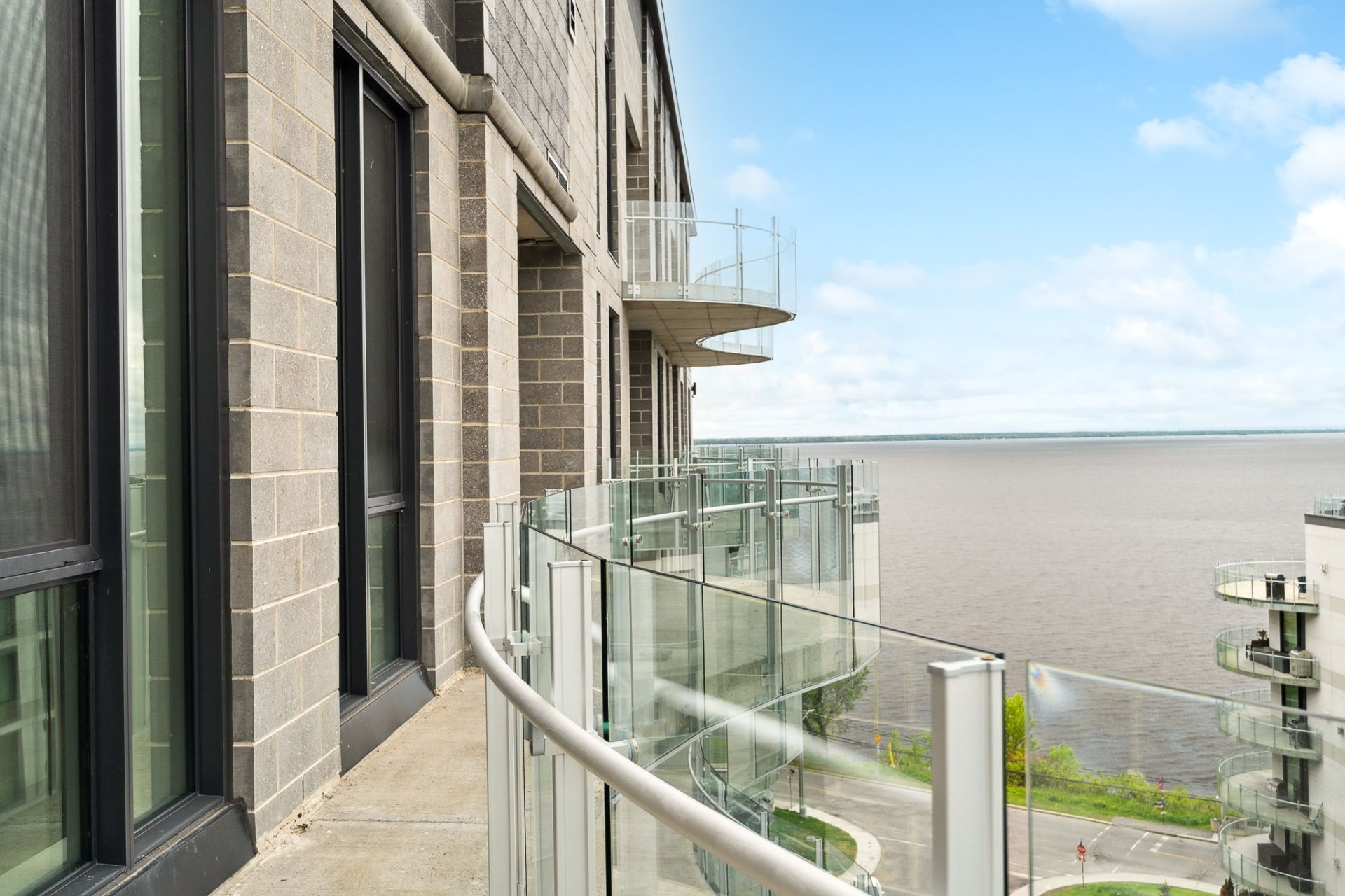 Photo - Balcony