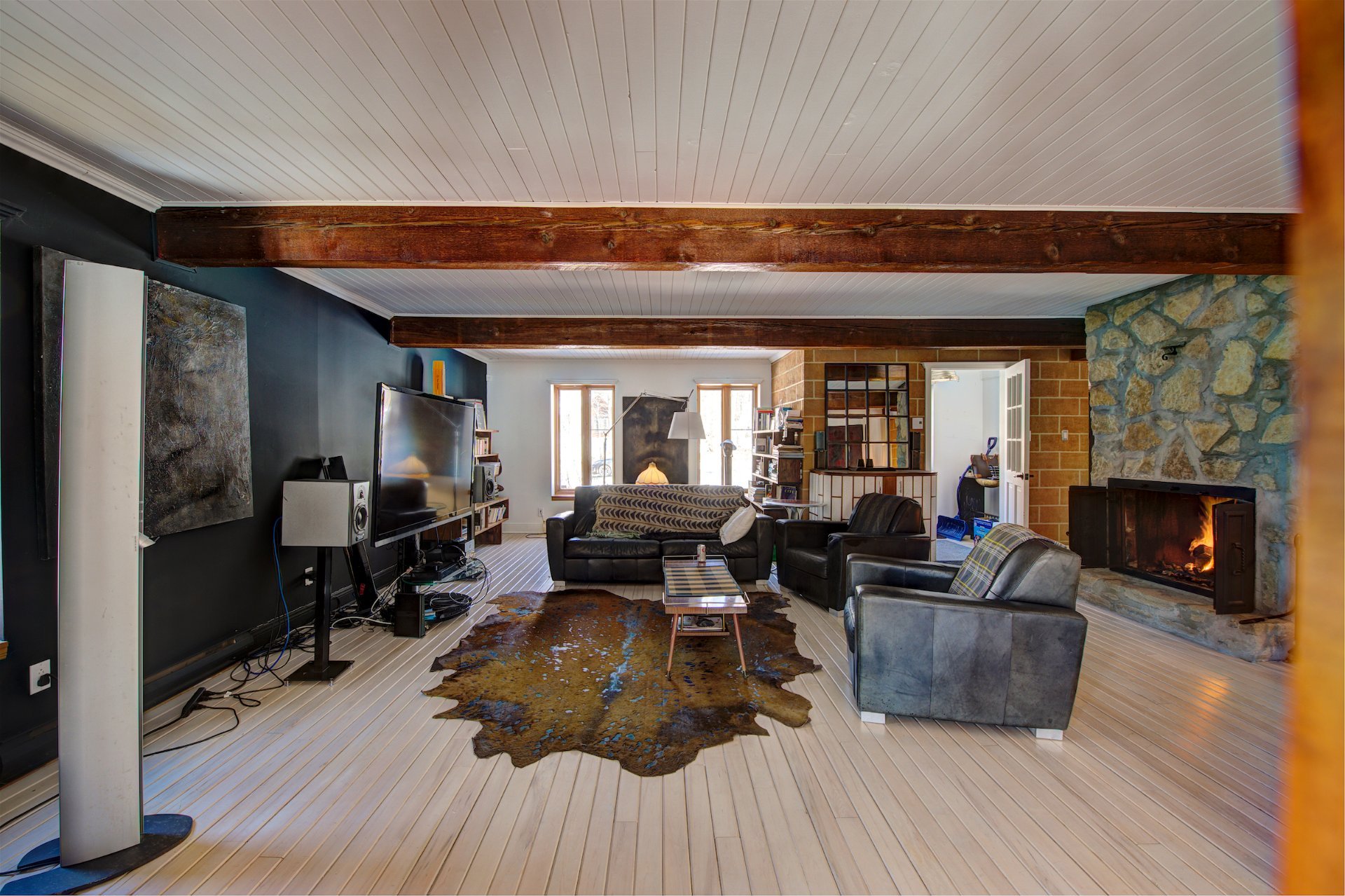 Photo - Salon