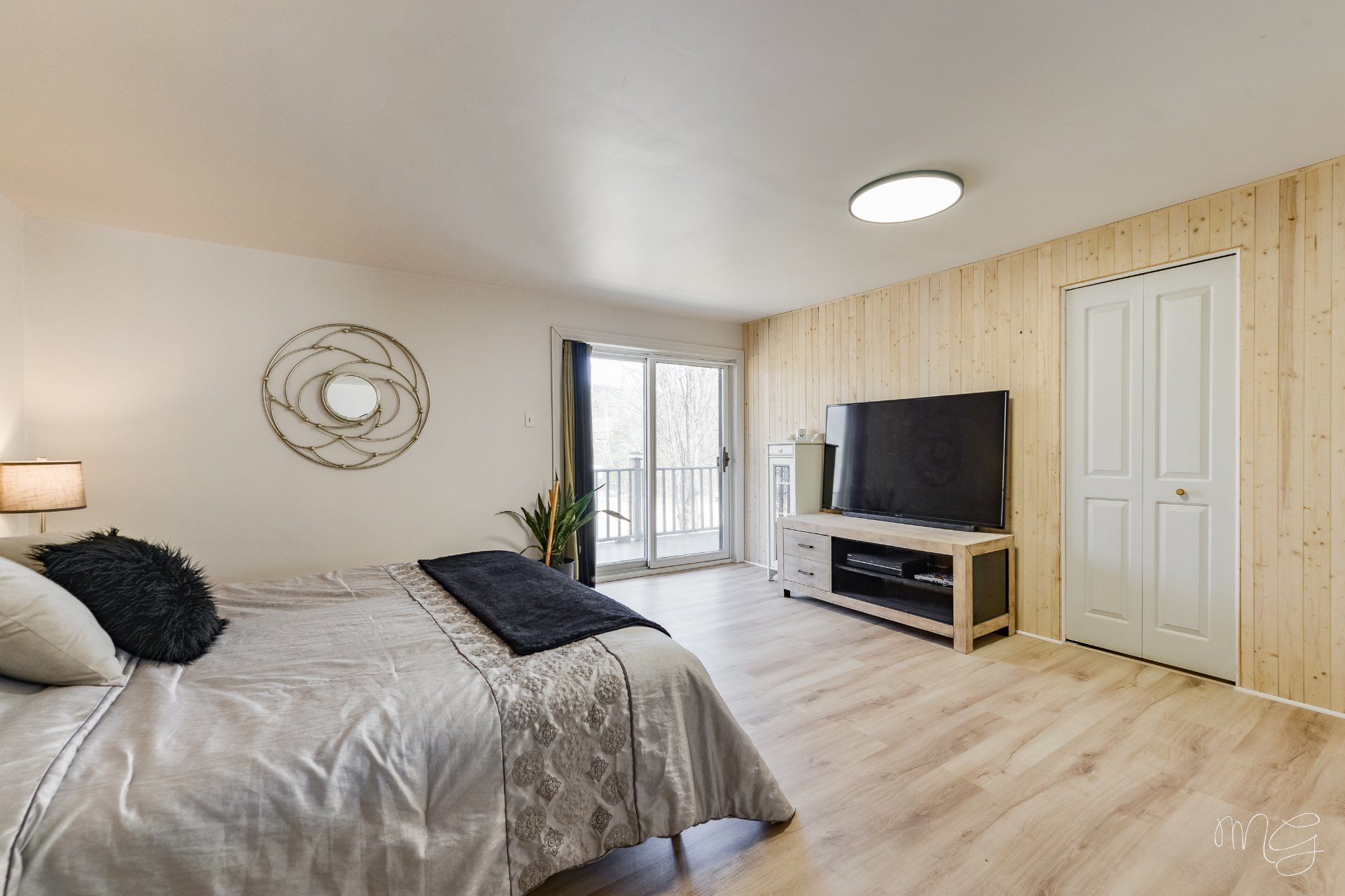 Photo - Primary bedroom