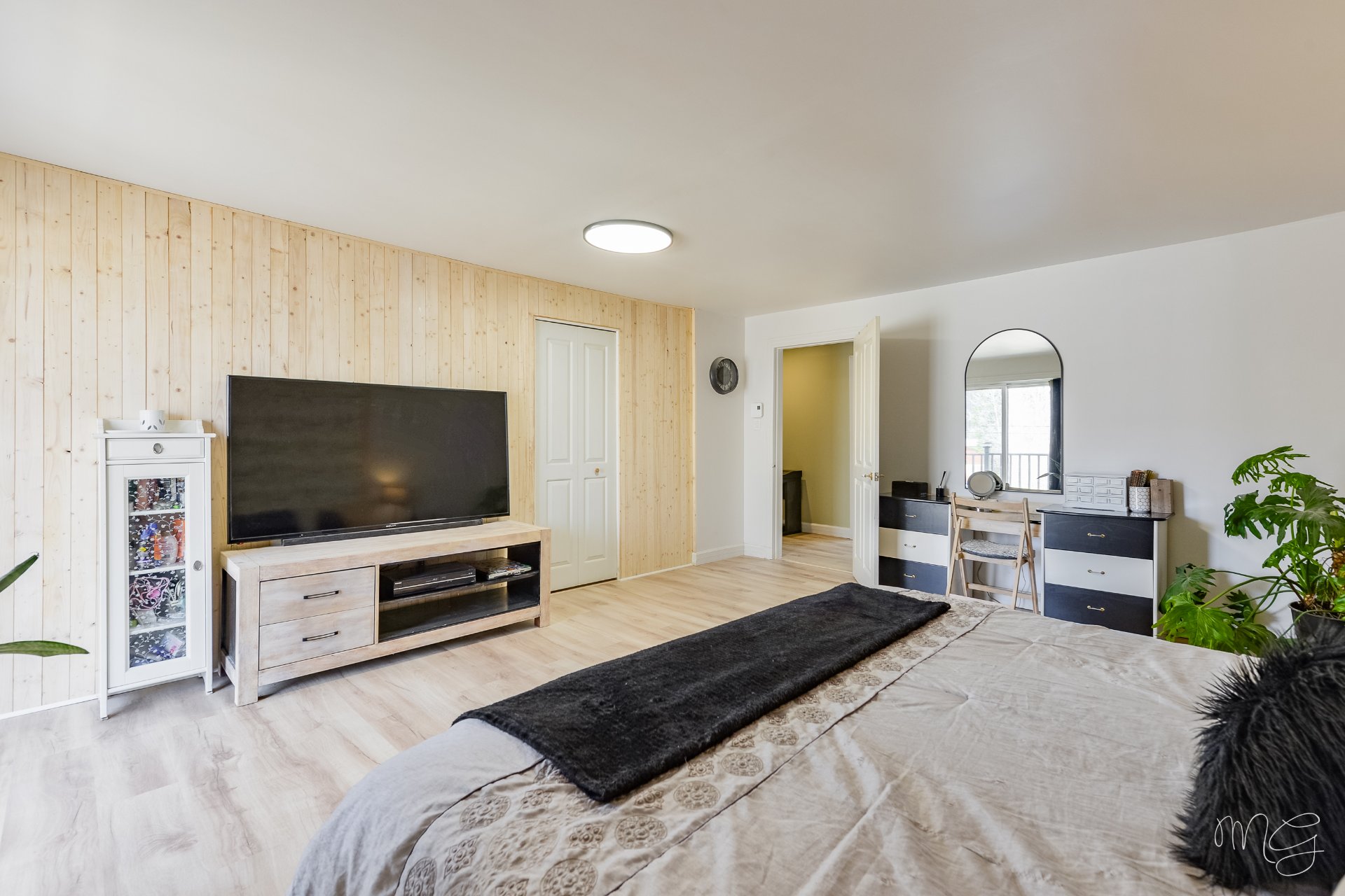 Photo - Primary bedroom