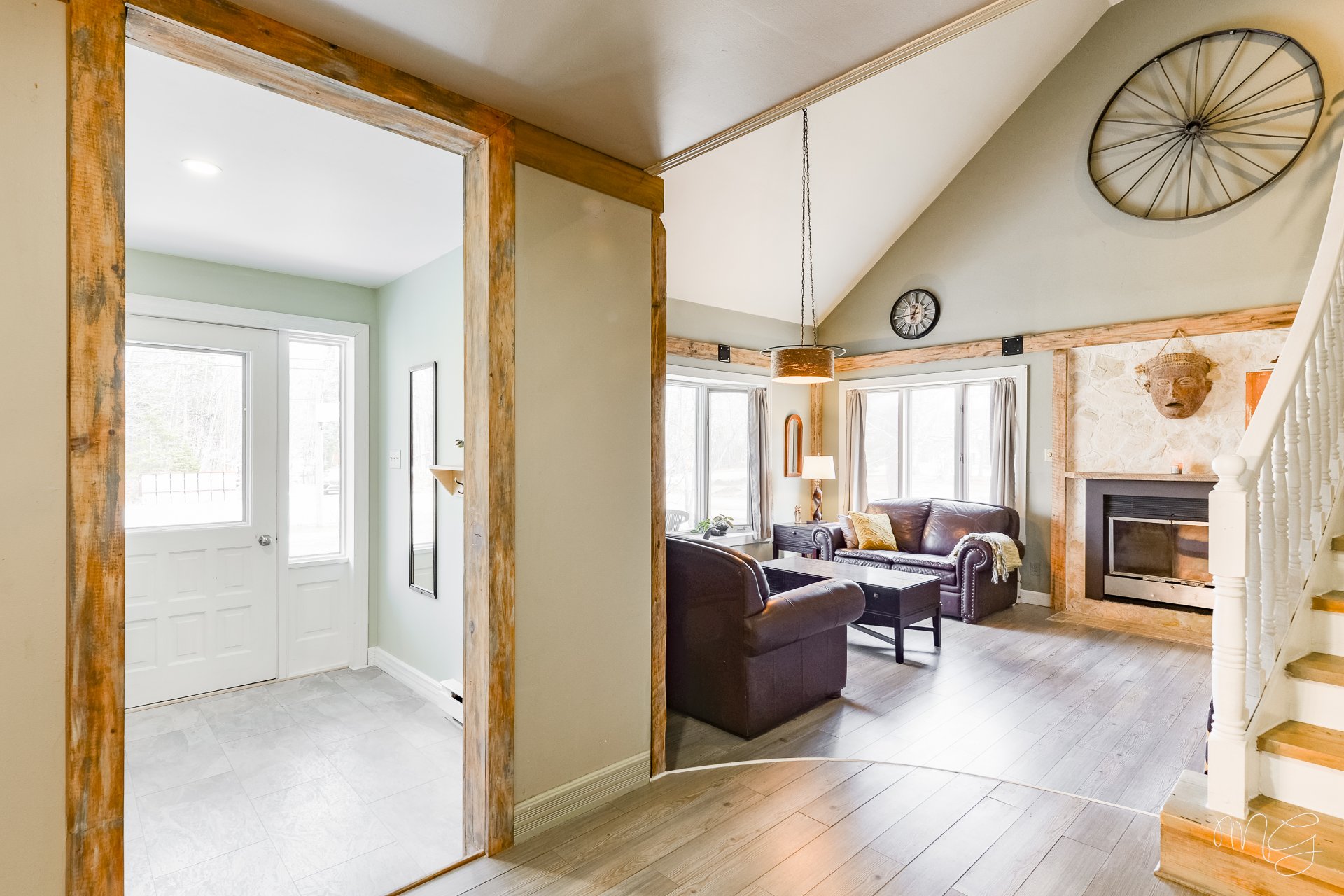 Photo - Overall View