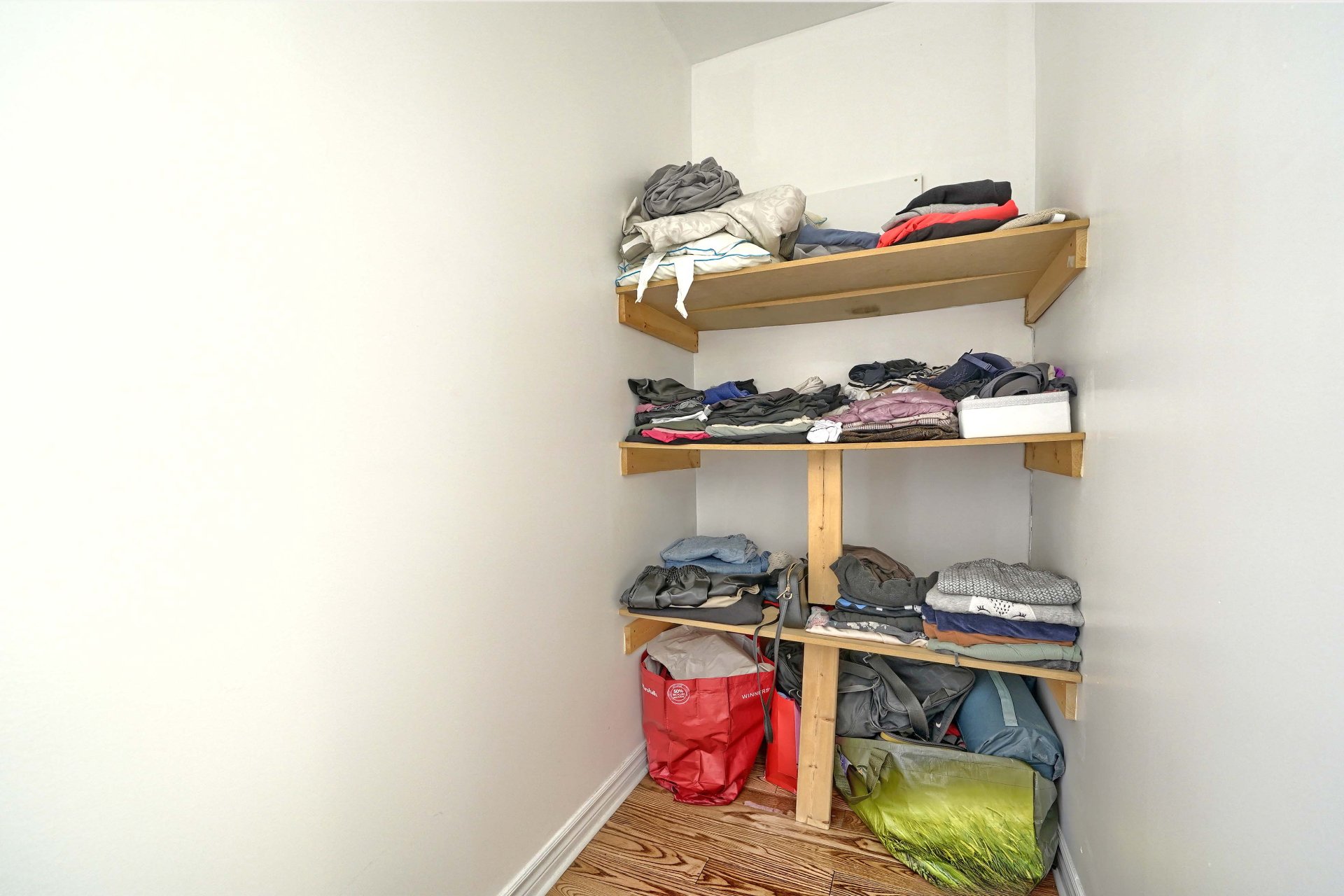 Walk-in closet