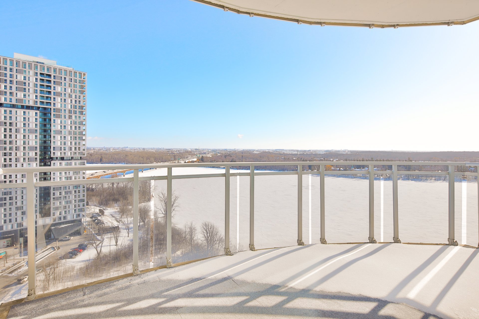 Photo - Balcon