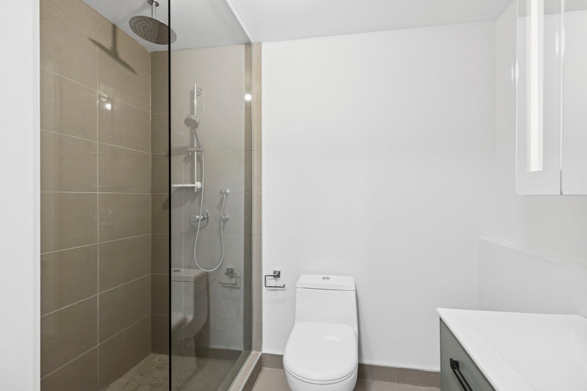 Salle de bains attenante à la CCP