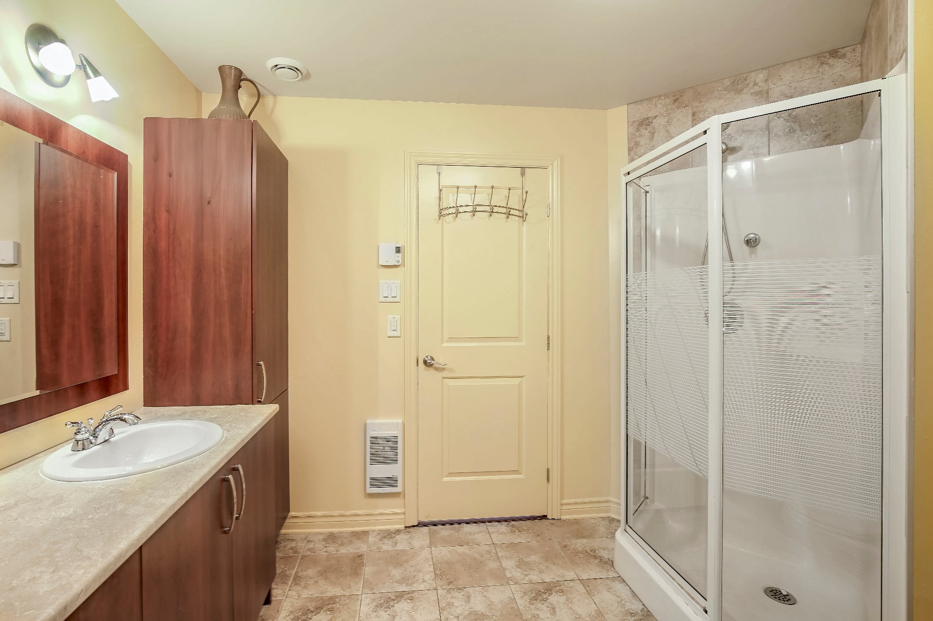Photo - Bathroom