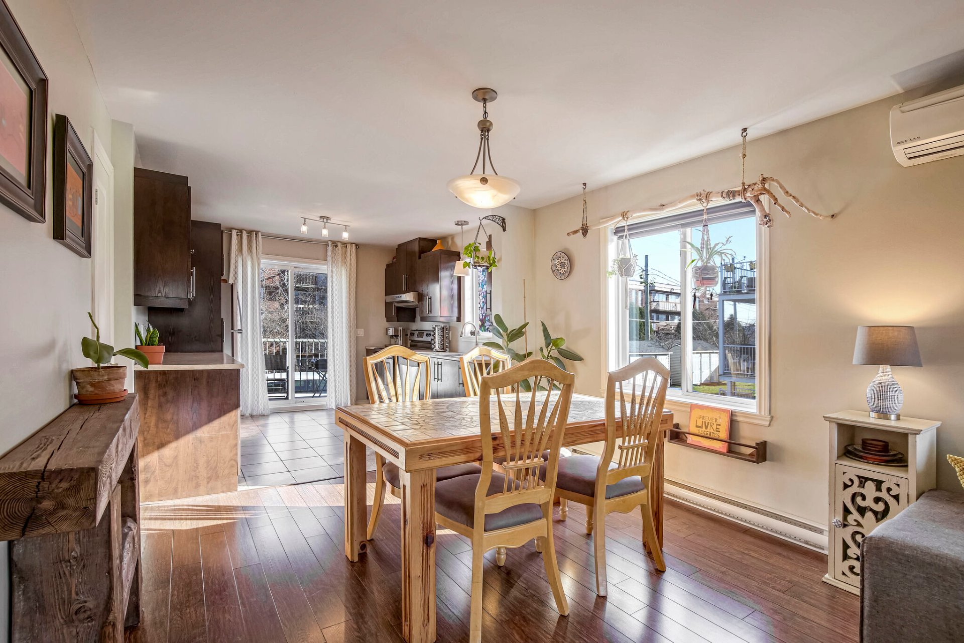 Photo - Dining room