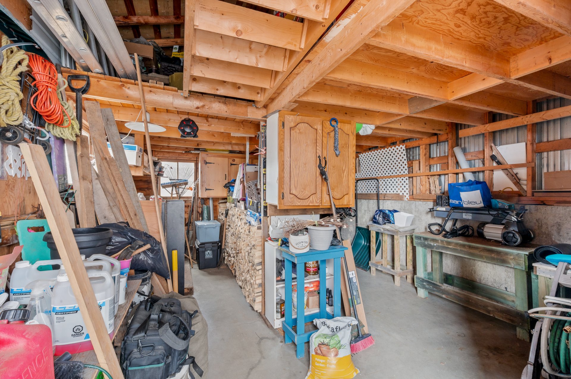 Shed