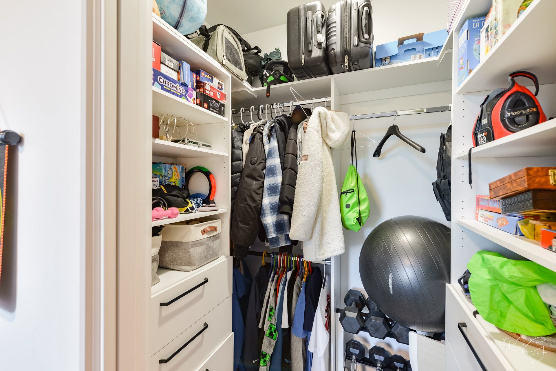 Photo - Penderie (Walk-in)