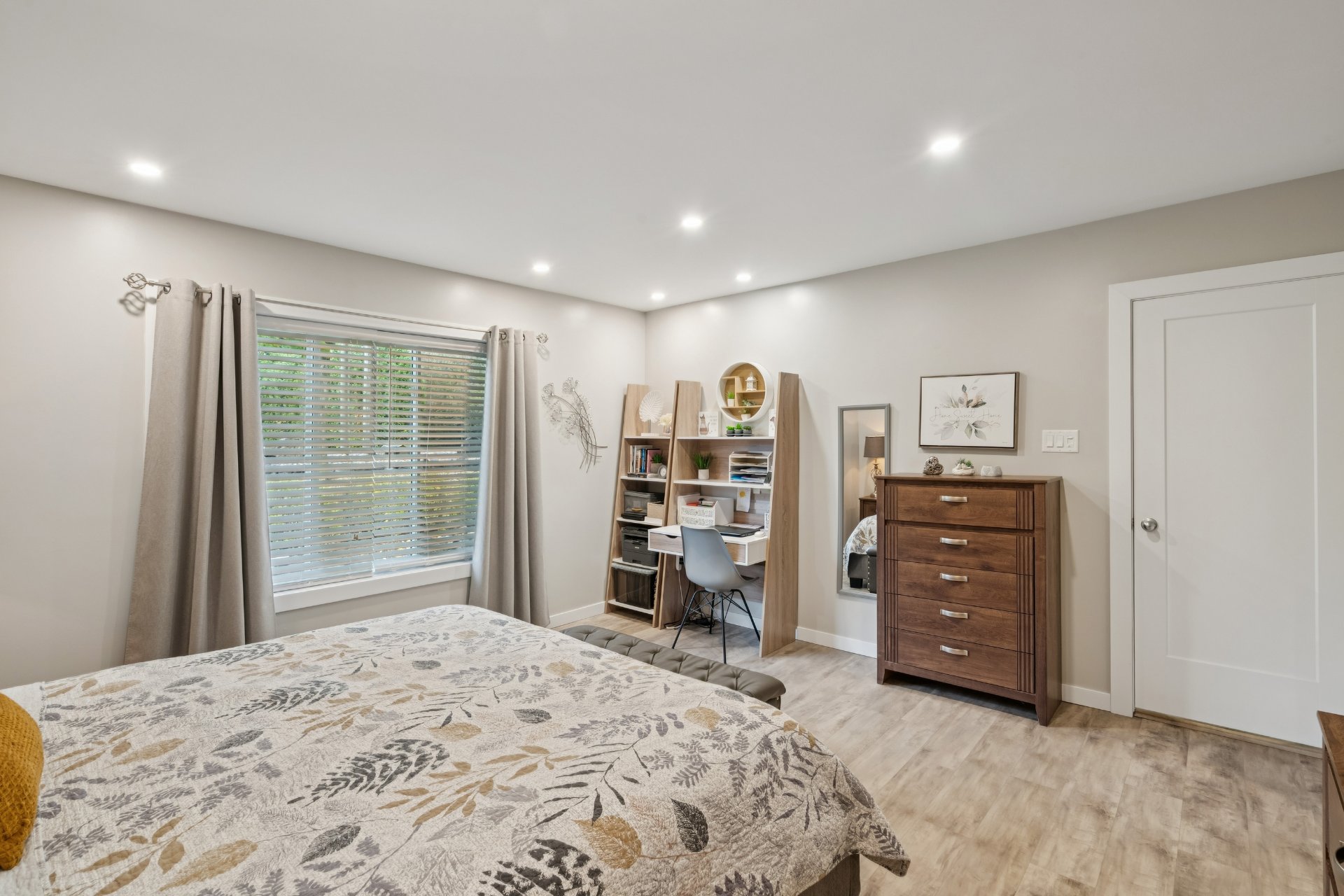 Photo - Primary bedroom