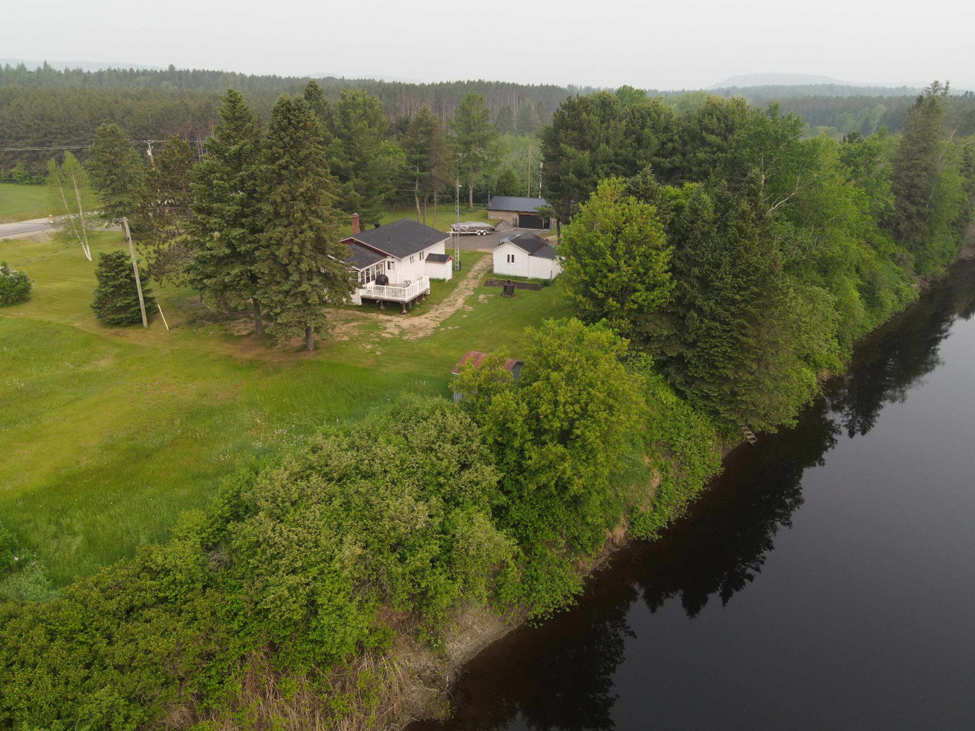 Photo - Bord de l'eau