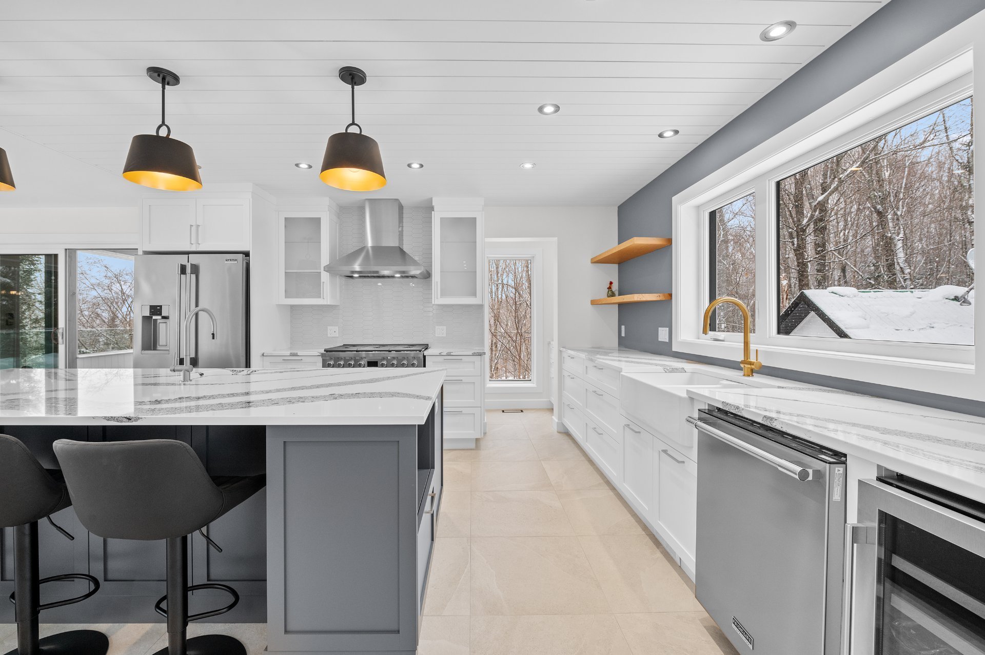 Photo - Kitchen