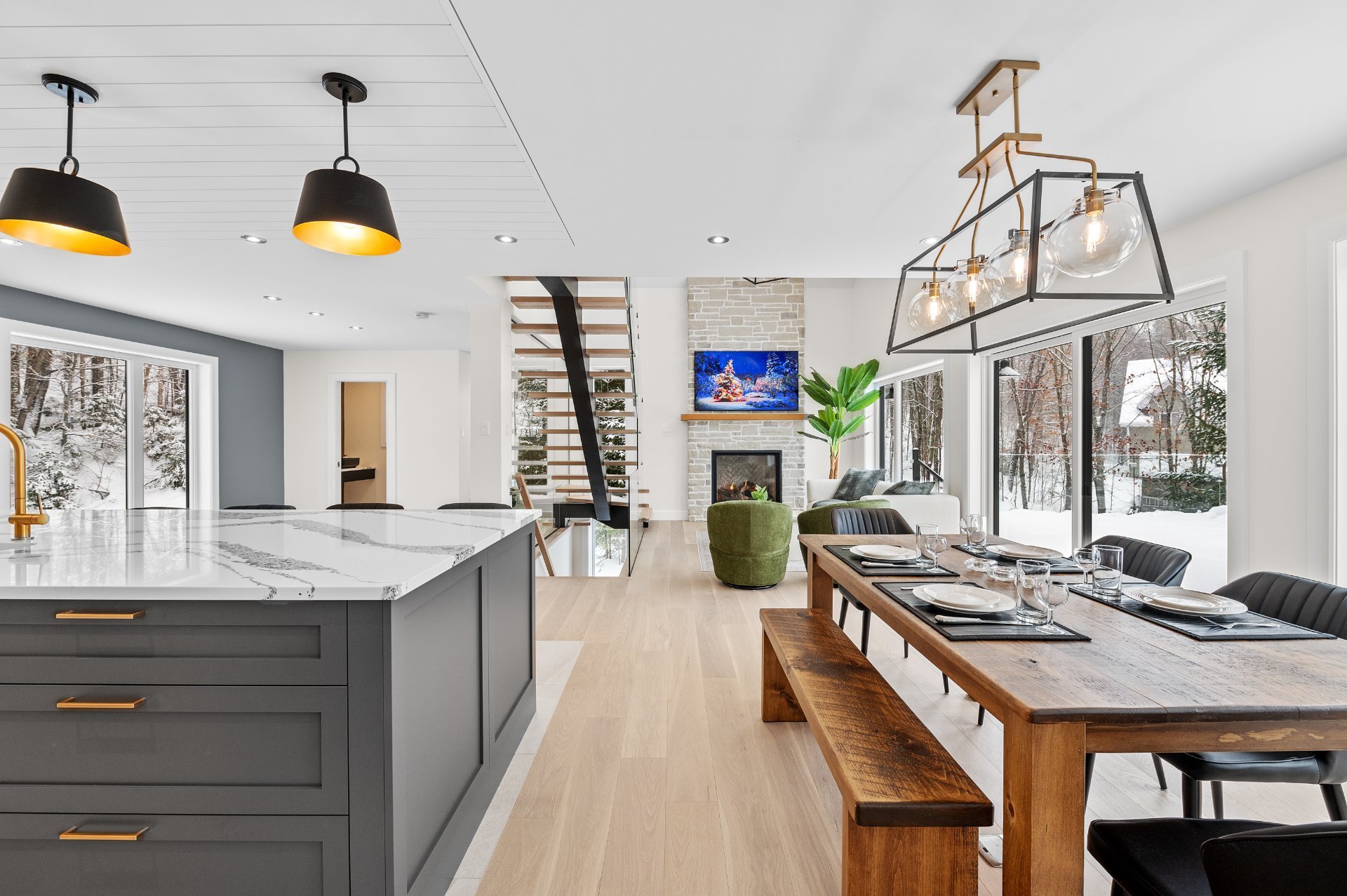 Photo - Kitchen