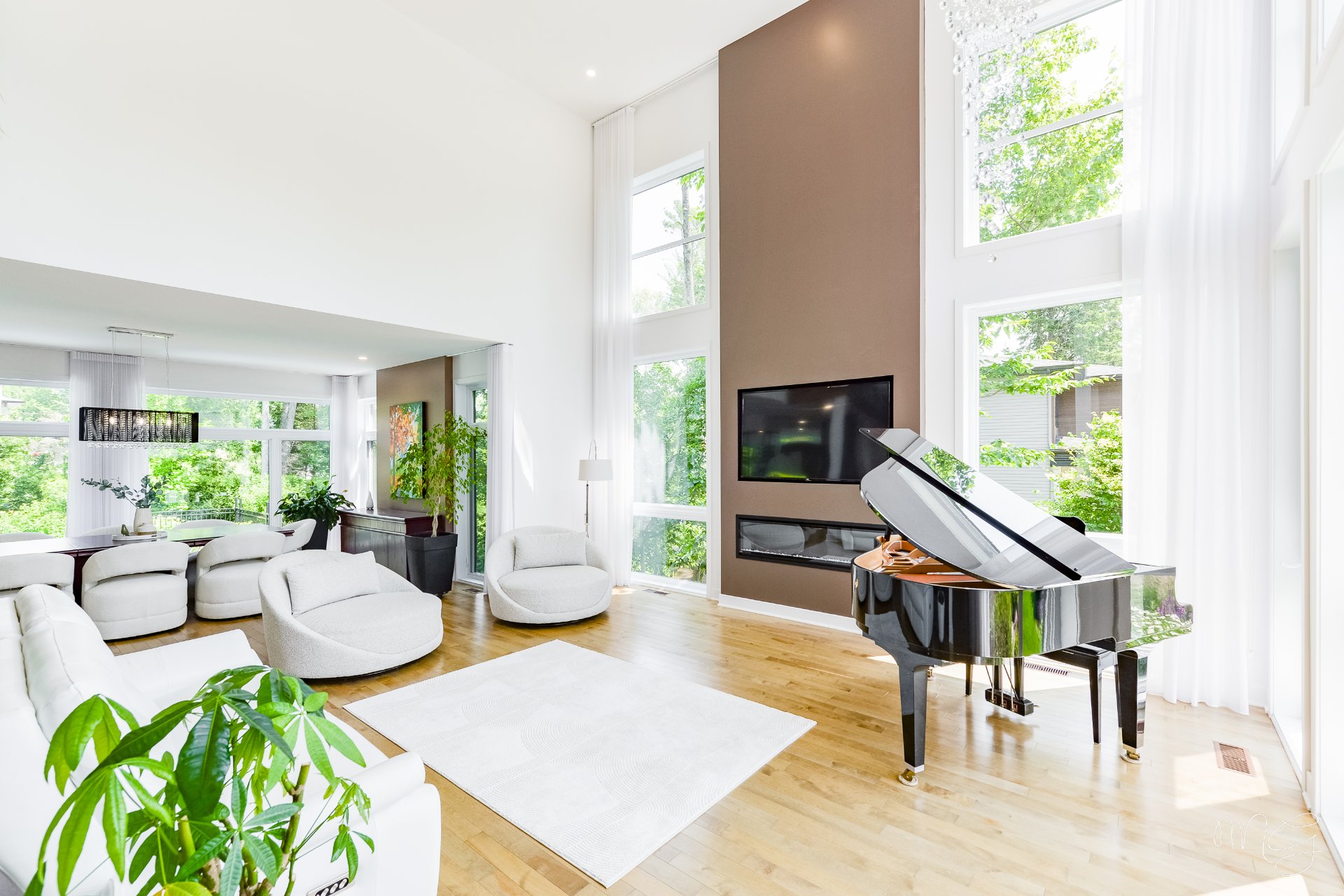 Photo - Salon