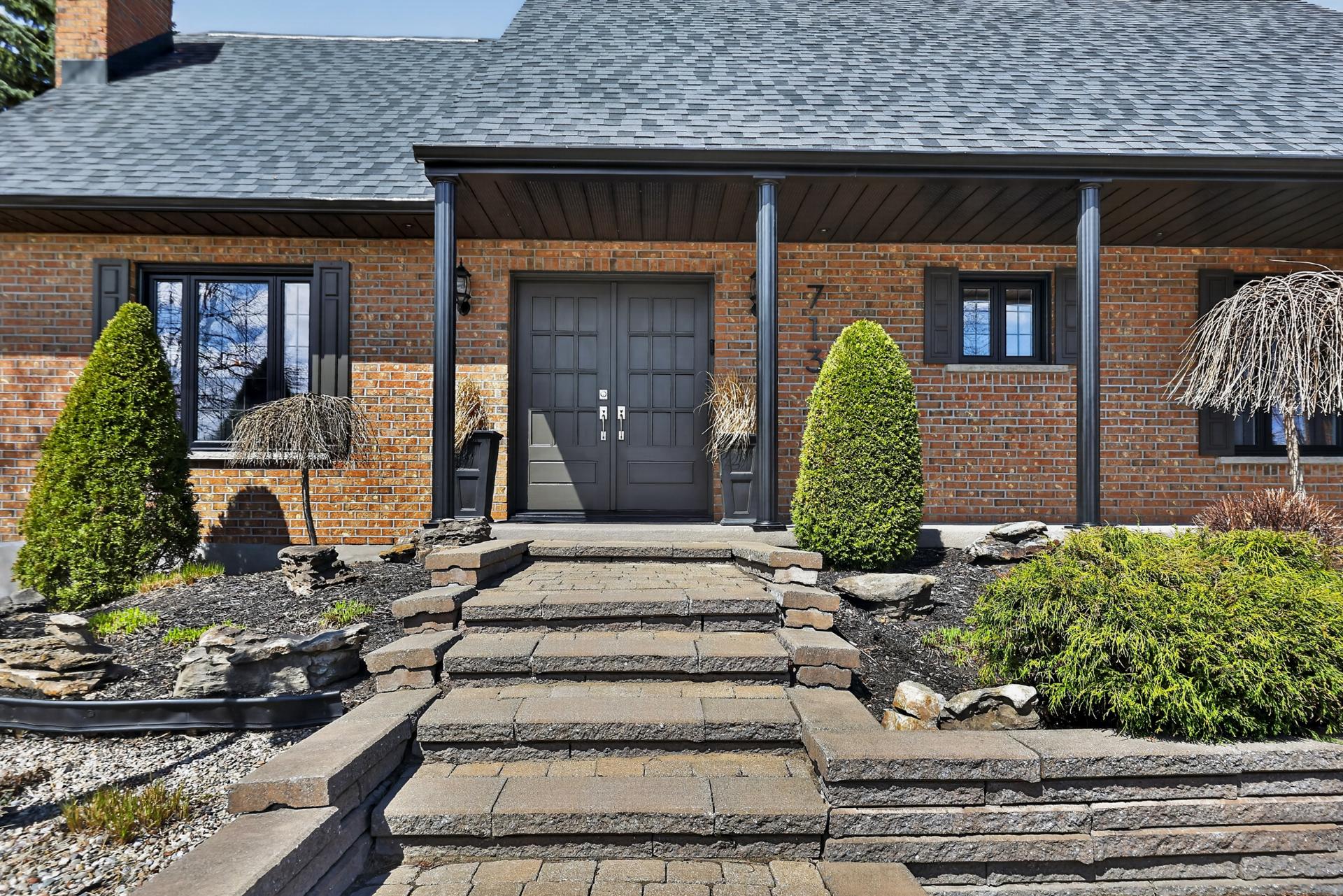 Photo - Exterior entrance