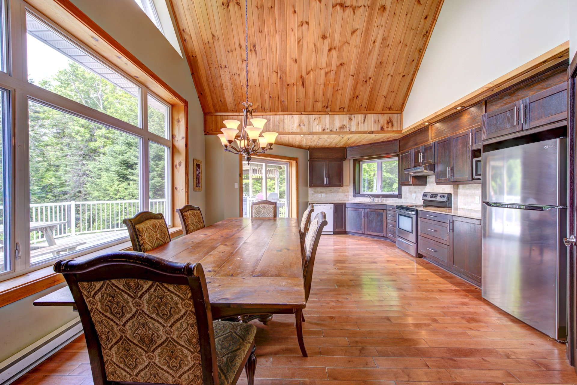 Photo - Kitchen