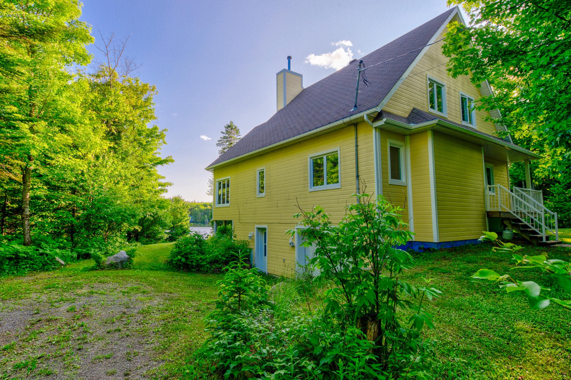 Photo - Frontage