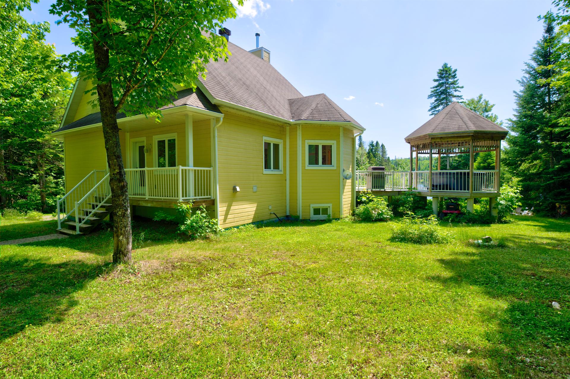Photo - Frontage