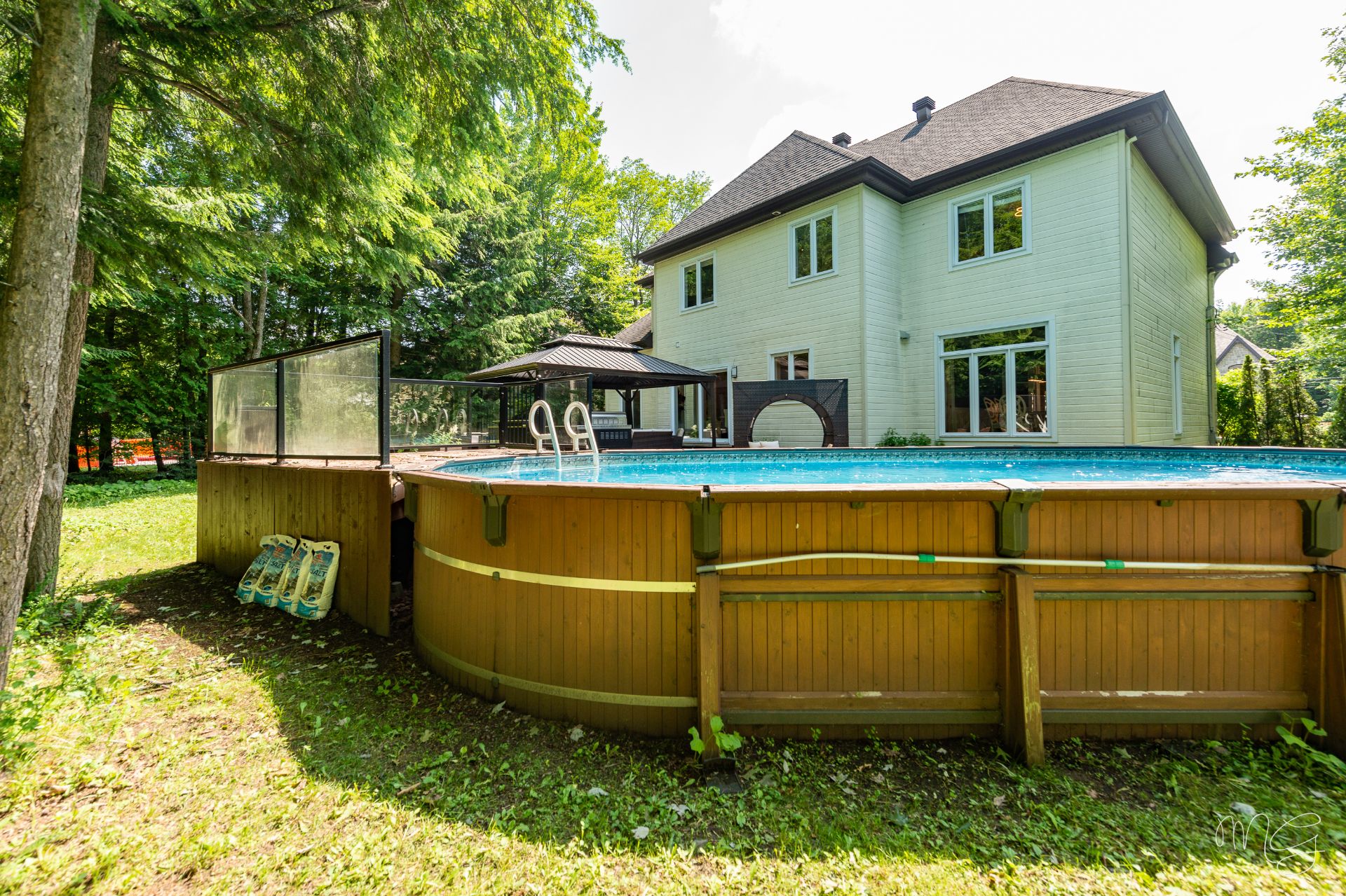 Photo - Piscine