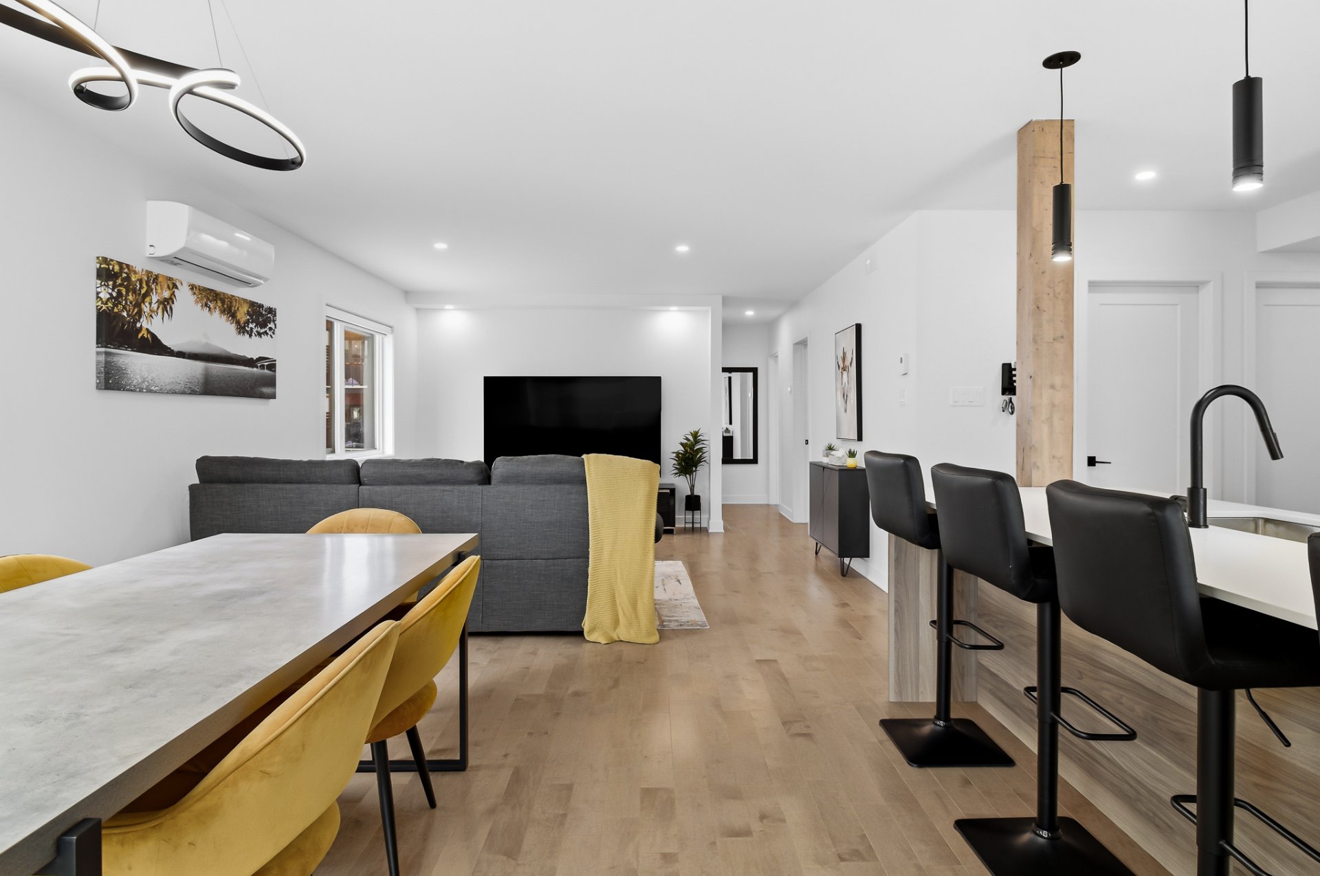 Photo - Salle à manger