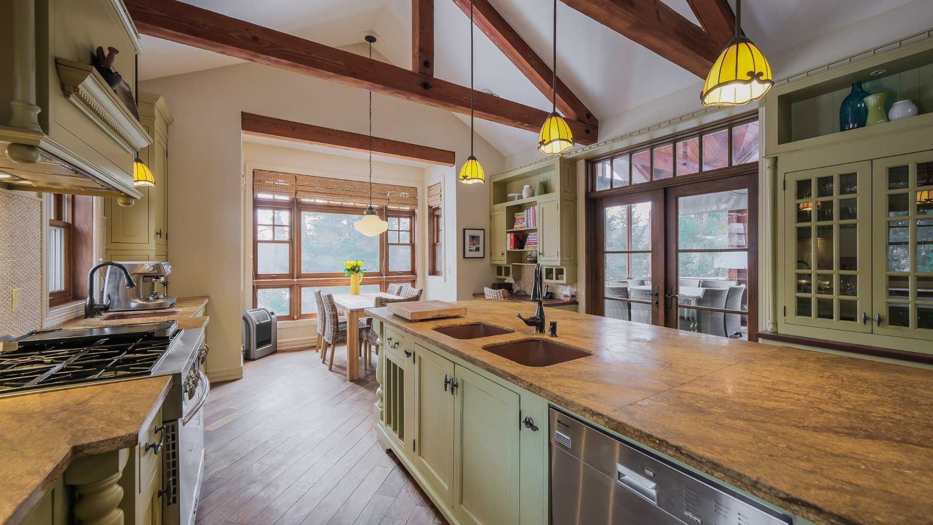 Two or more storey for sale, La Minerve