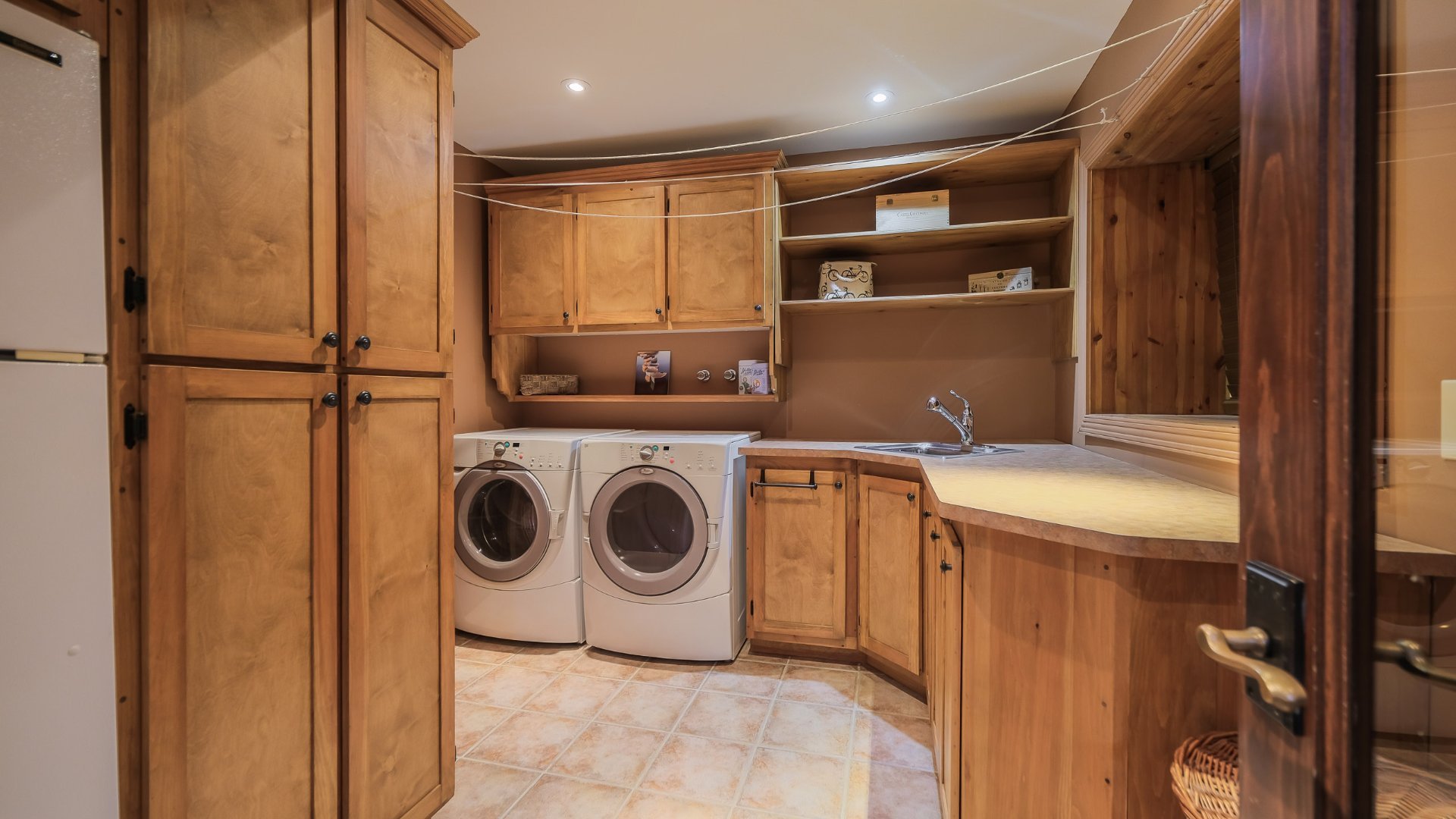 Two or more storey for sale, La Minerve