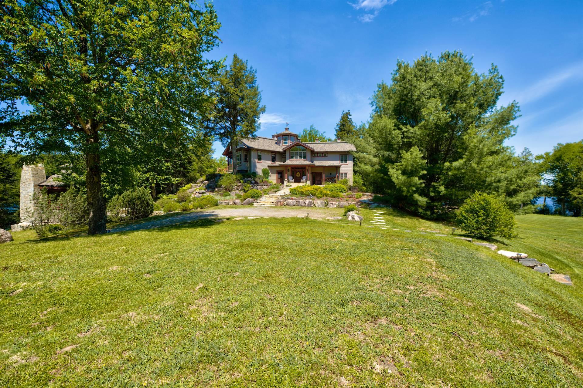 Two or more storey for sale, La Minerve