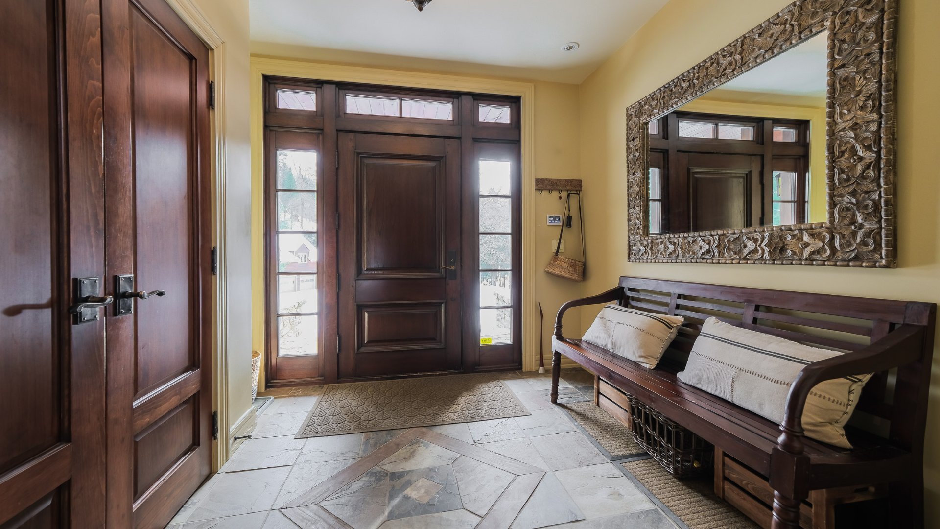 Two or more storey for sale, La Minerve