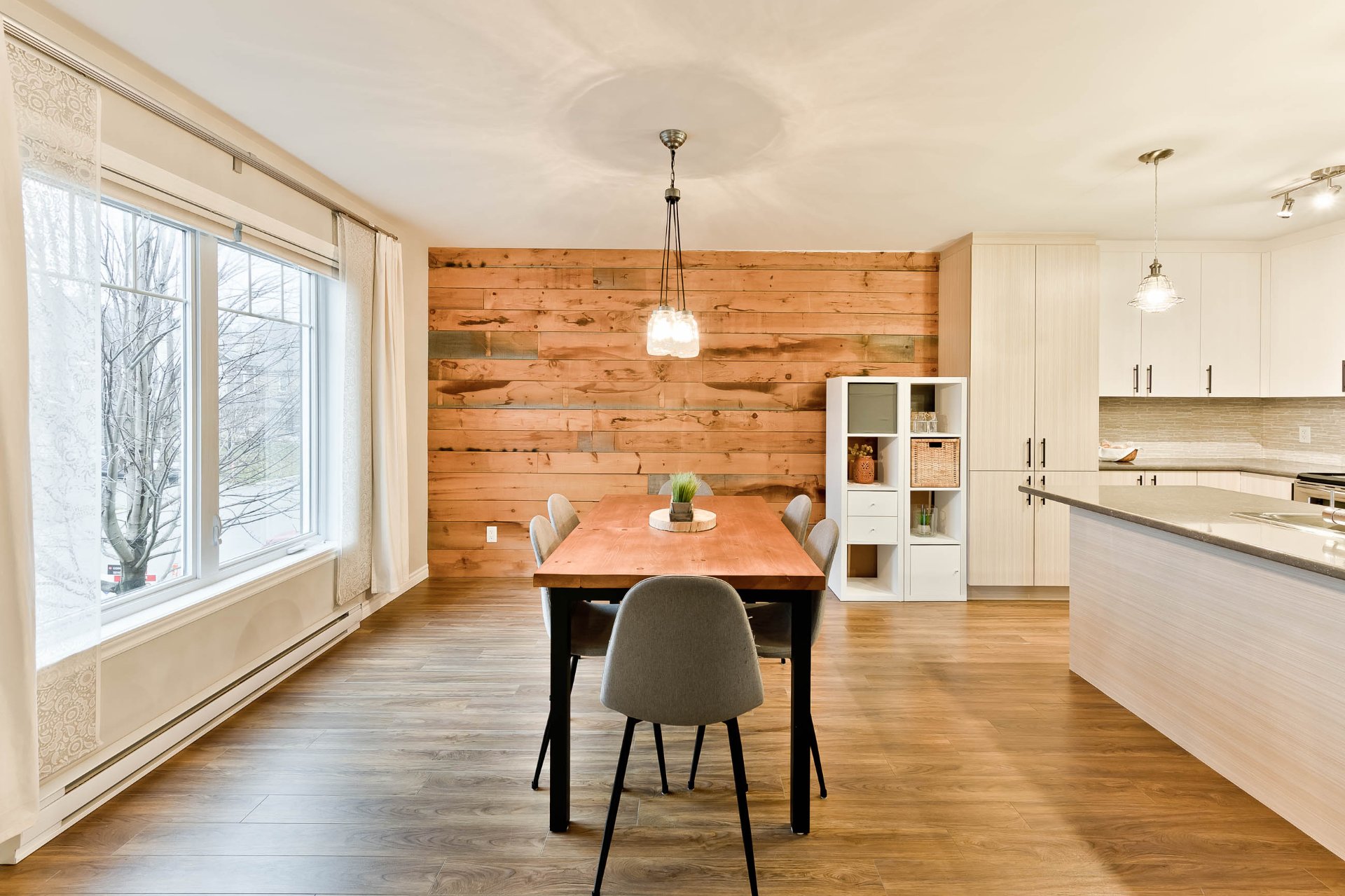 Photo - Salle à manger