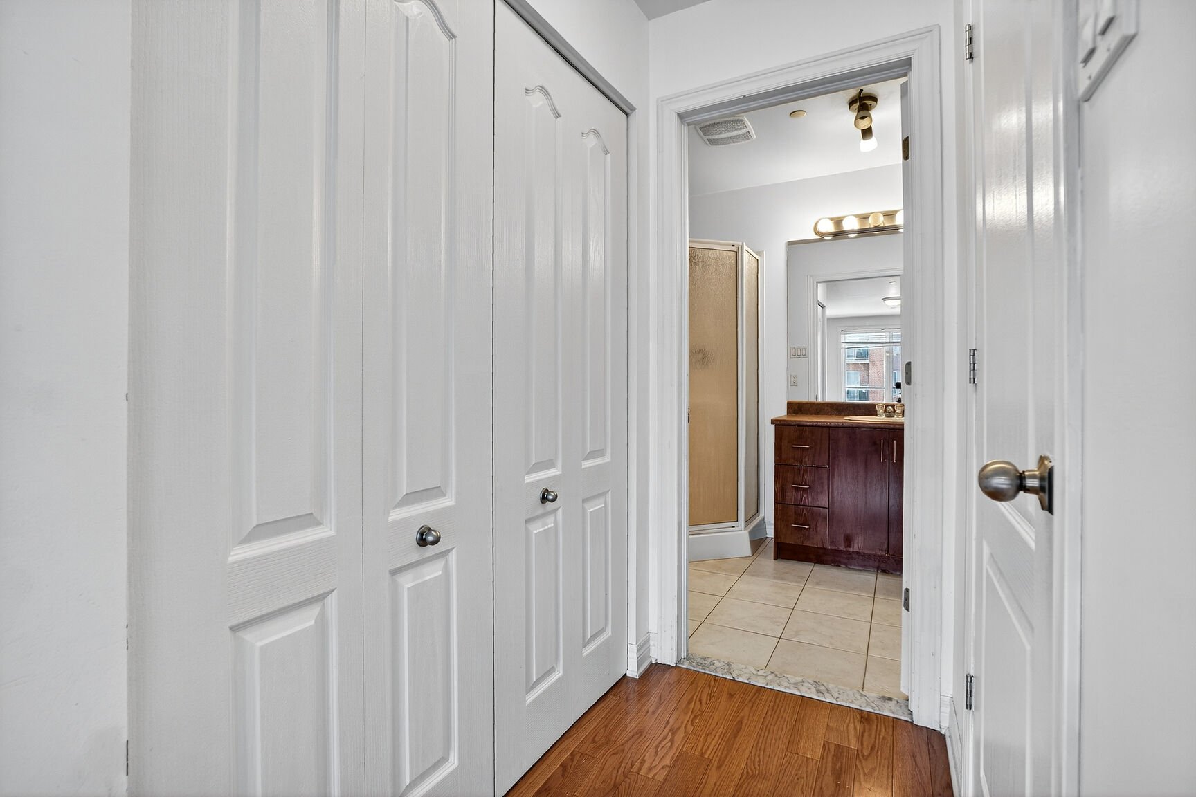 Walk-in closet