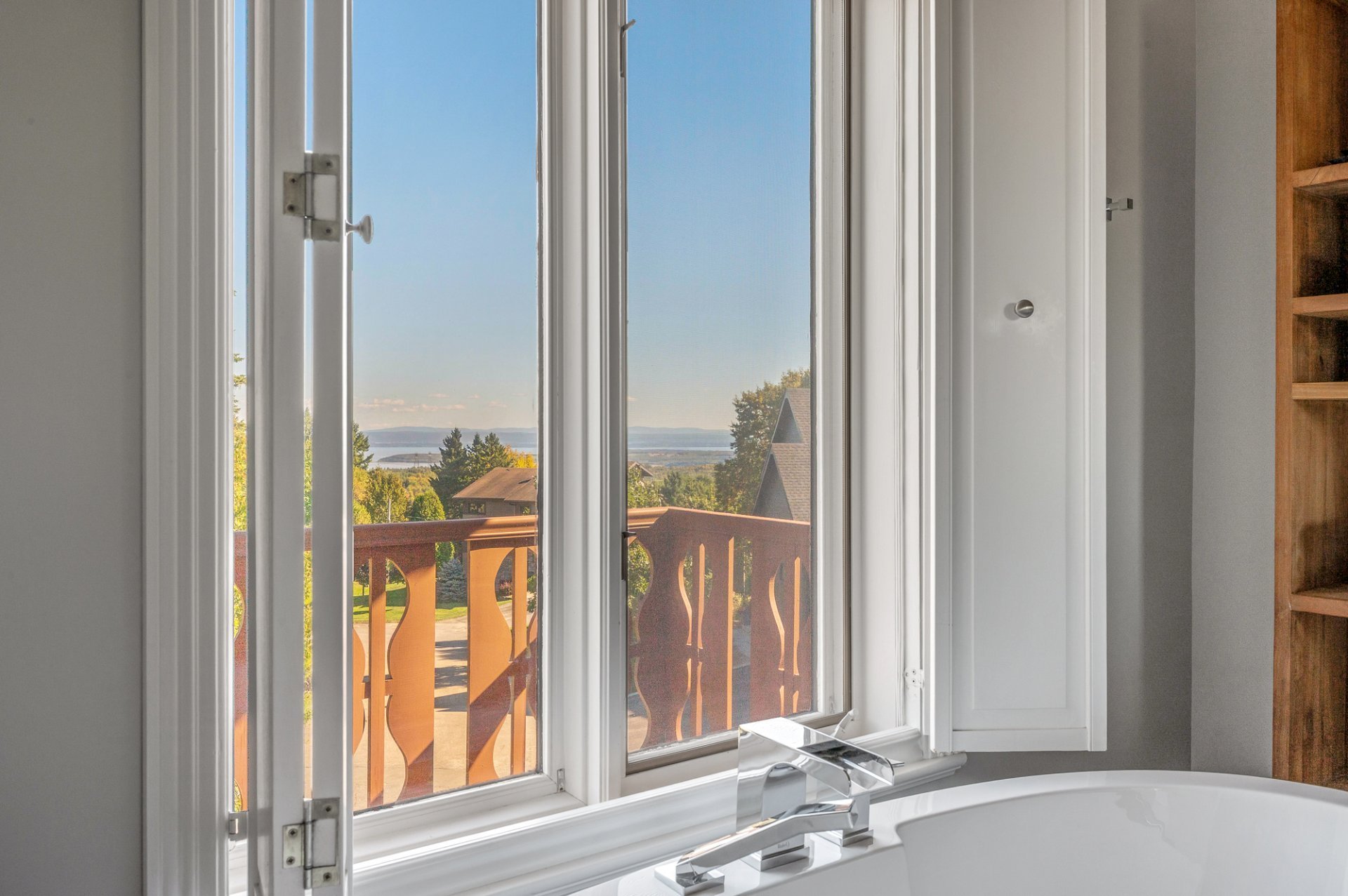 Salle de bains attenante à la CCP