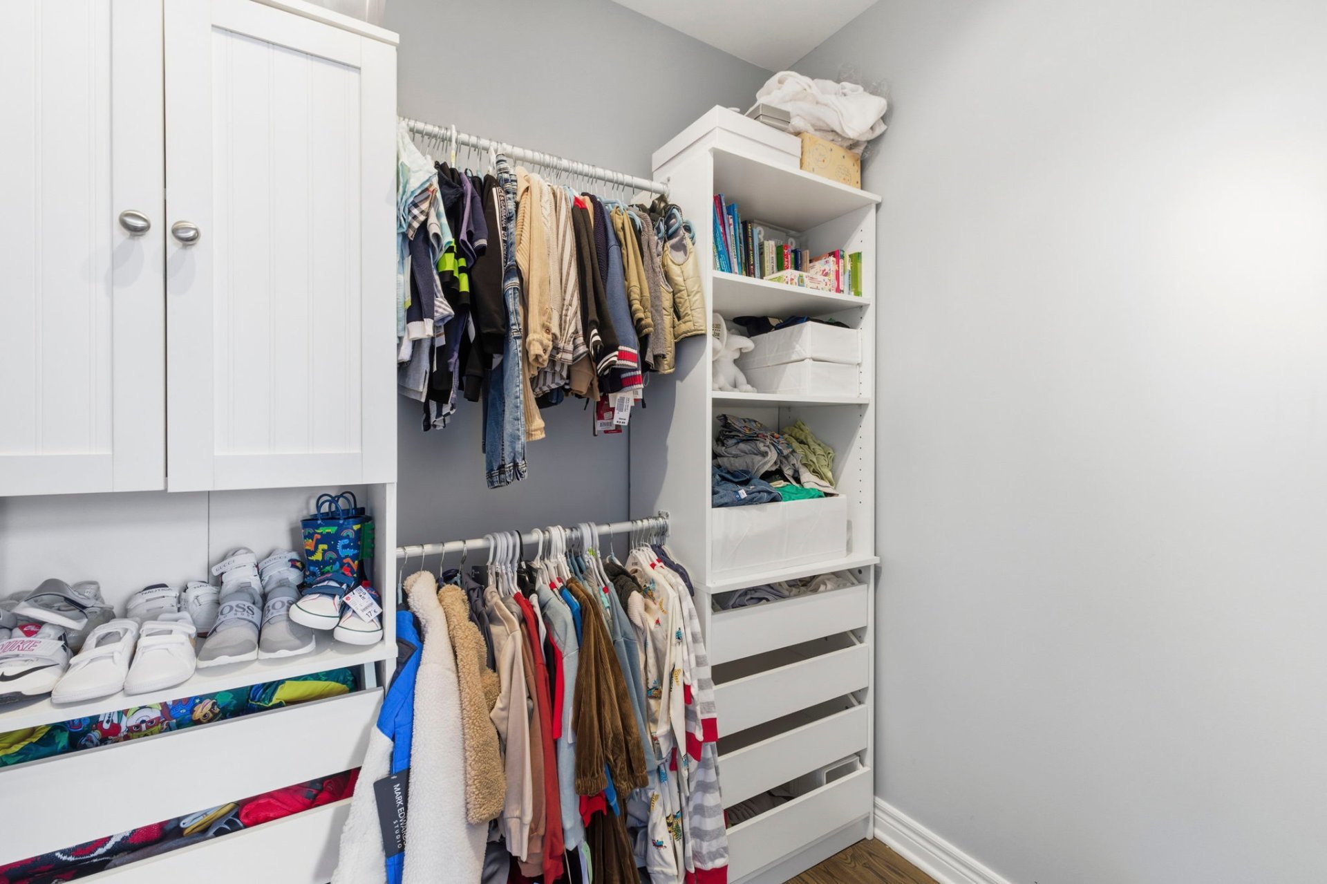 Walk-in closet