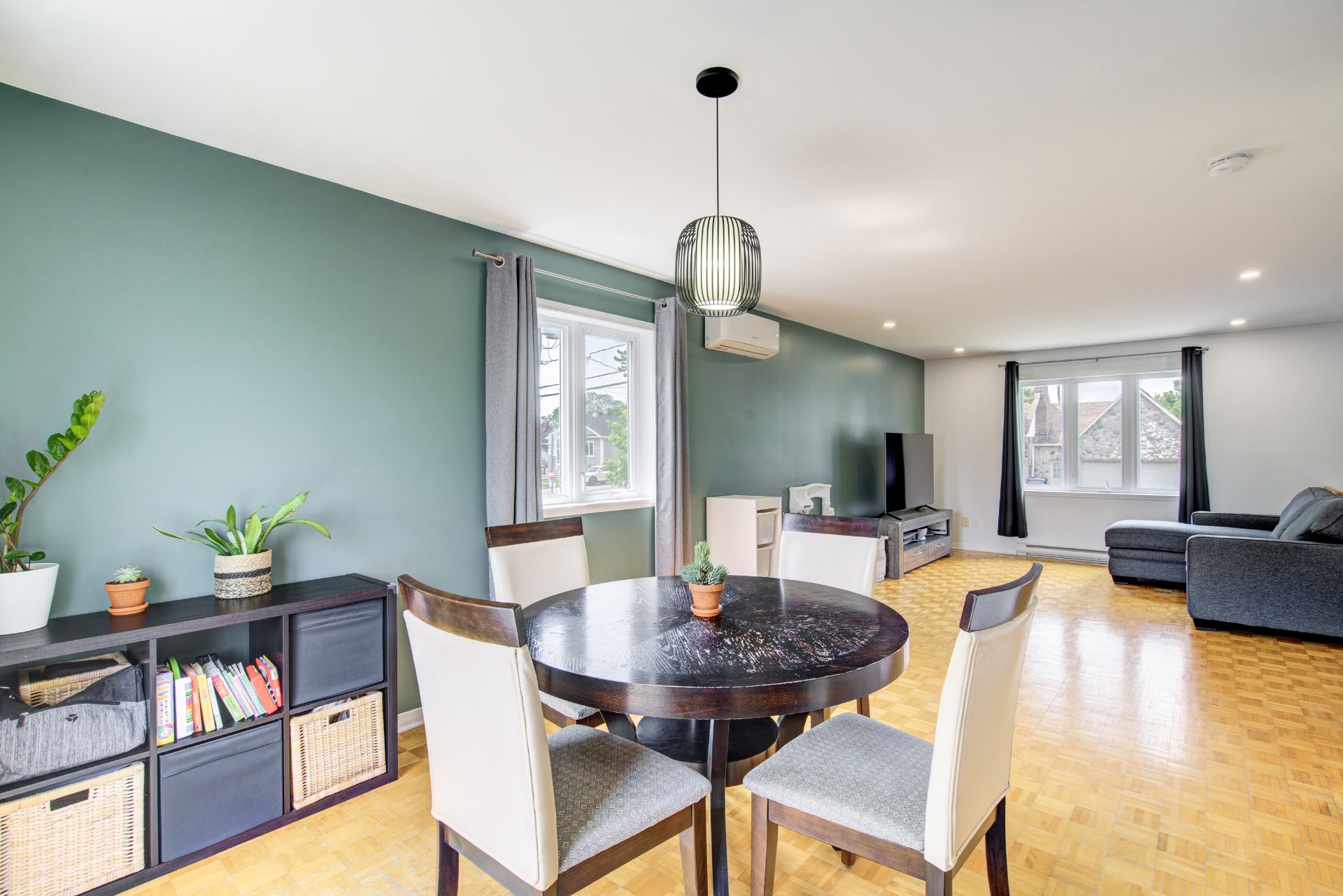 Photo - Salle à manger