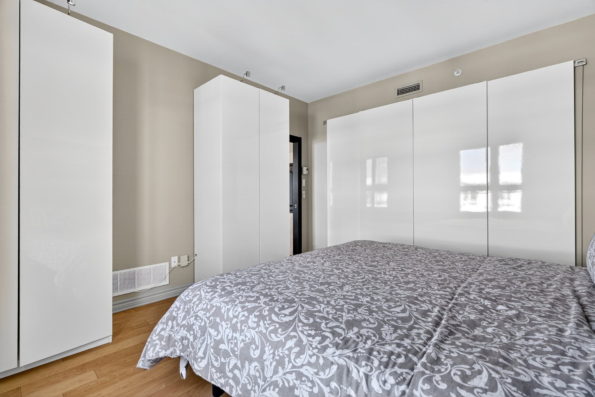 Photo - Chambre à coucher principale