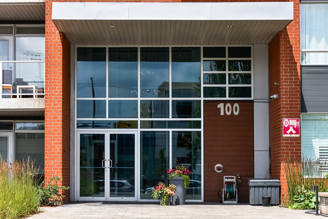 Façade