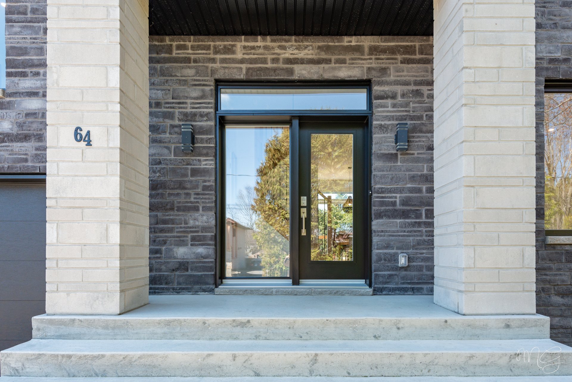 Photo - Exterior entrance