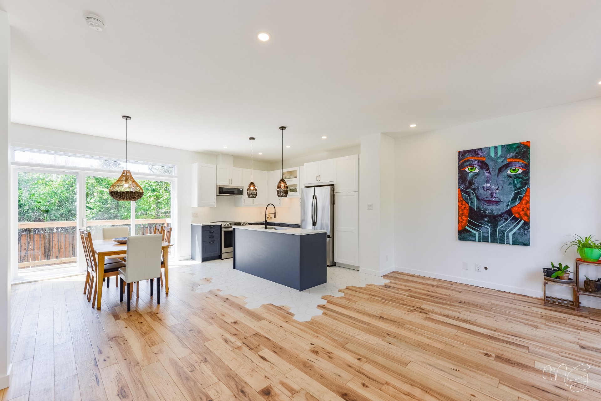 Photo - Overall View