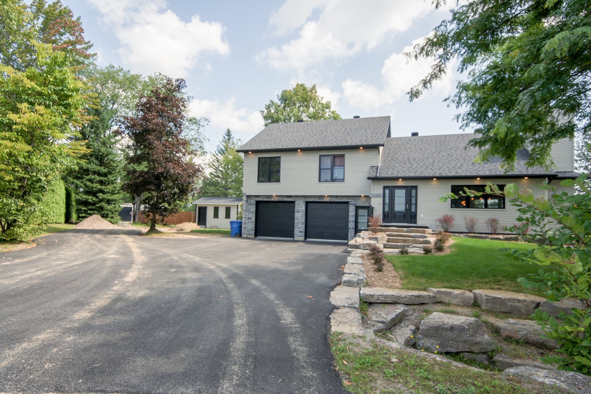 Maison à un étage et demi à vendre, Prévost