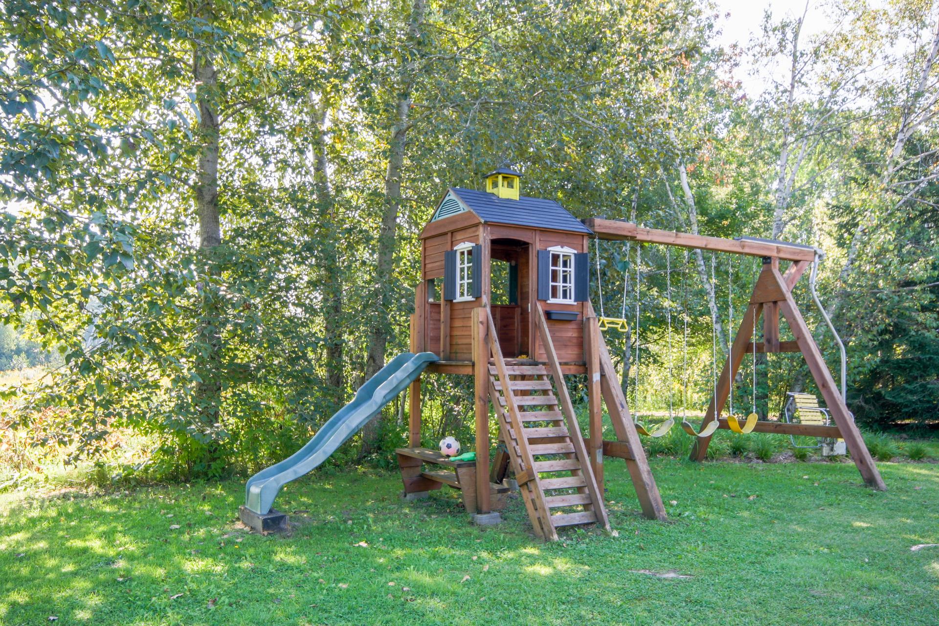 Maison à un étage et demi à vendre, Prévost