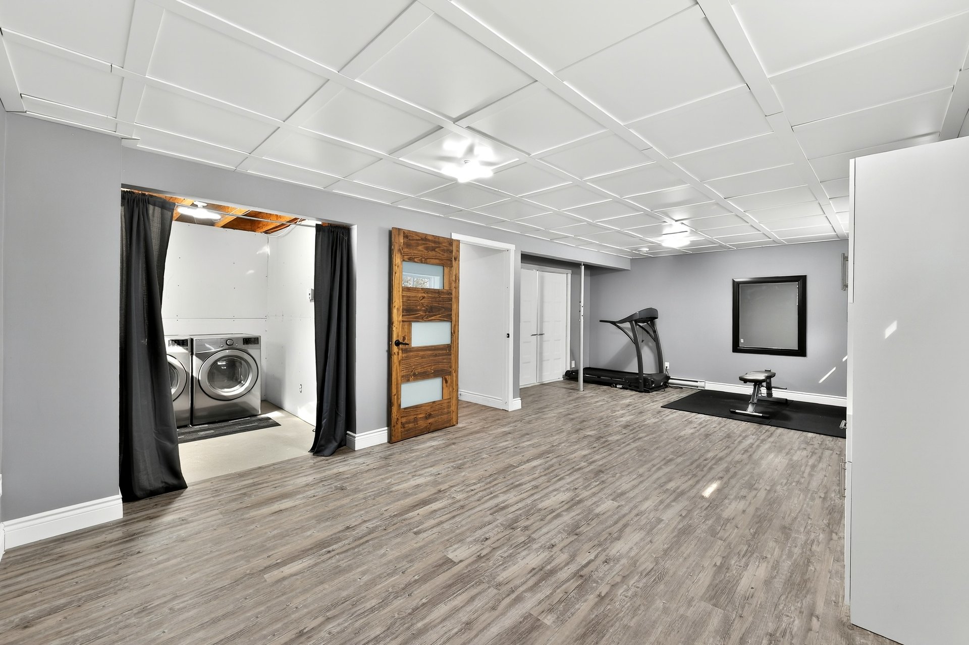 Photo - Laundry room