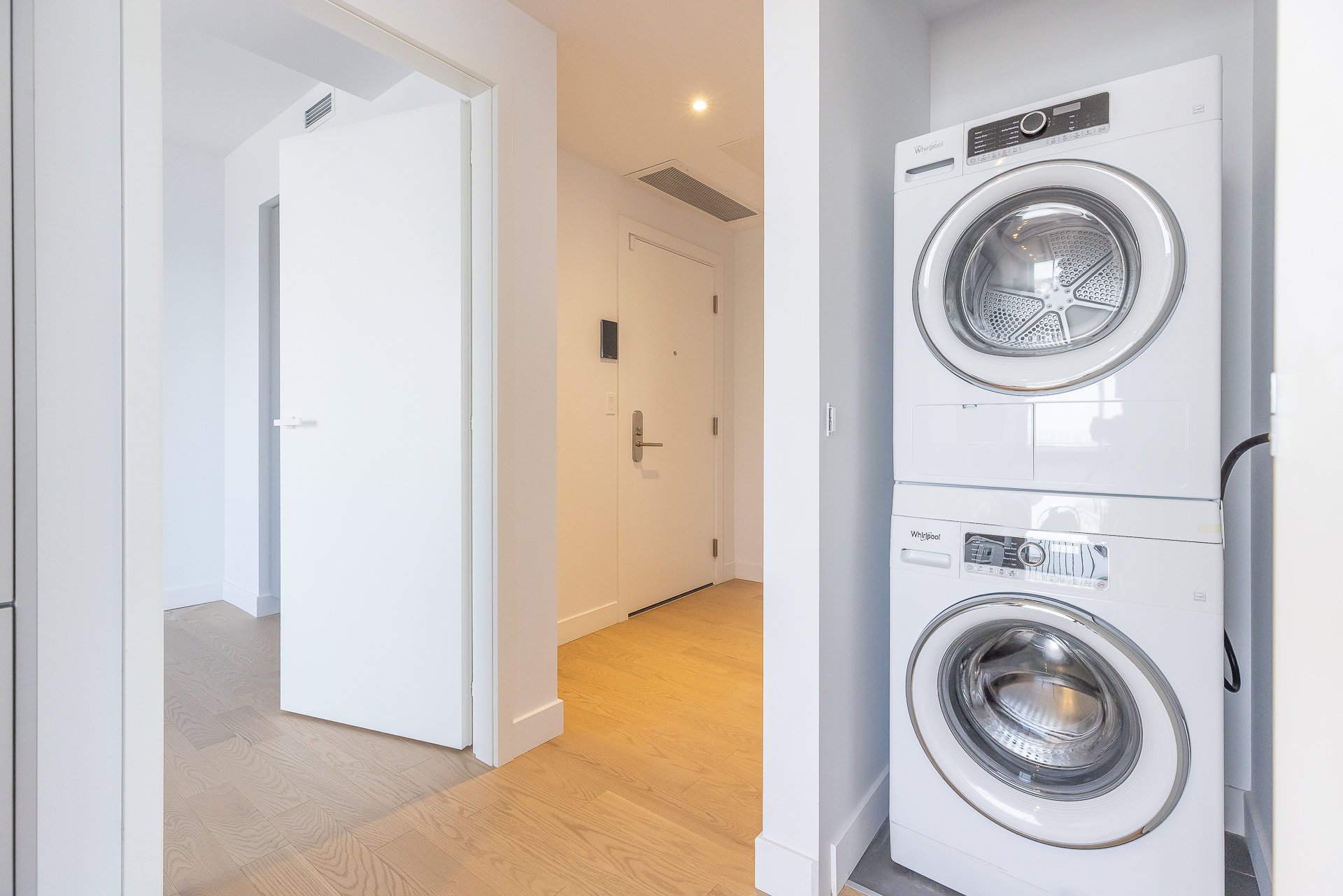 Photo - Laundry room