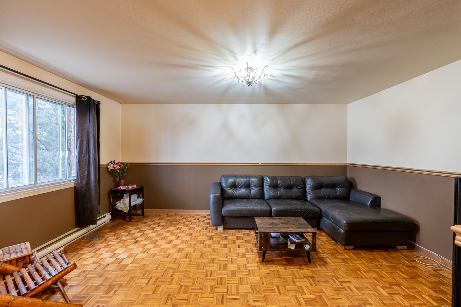 Photo - Salon