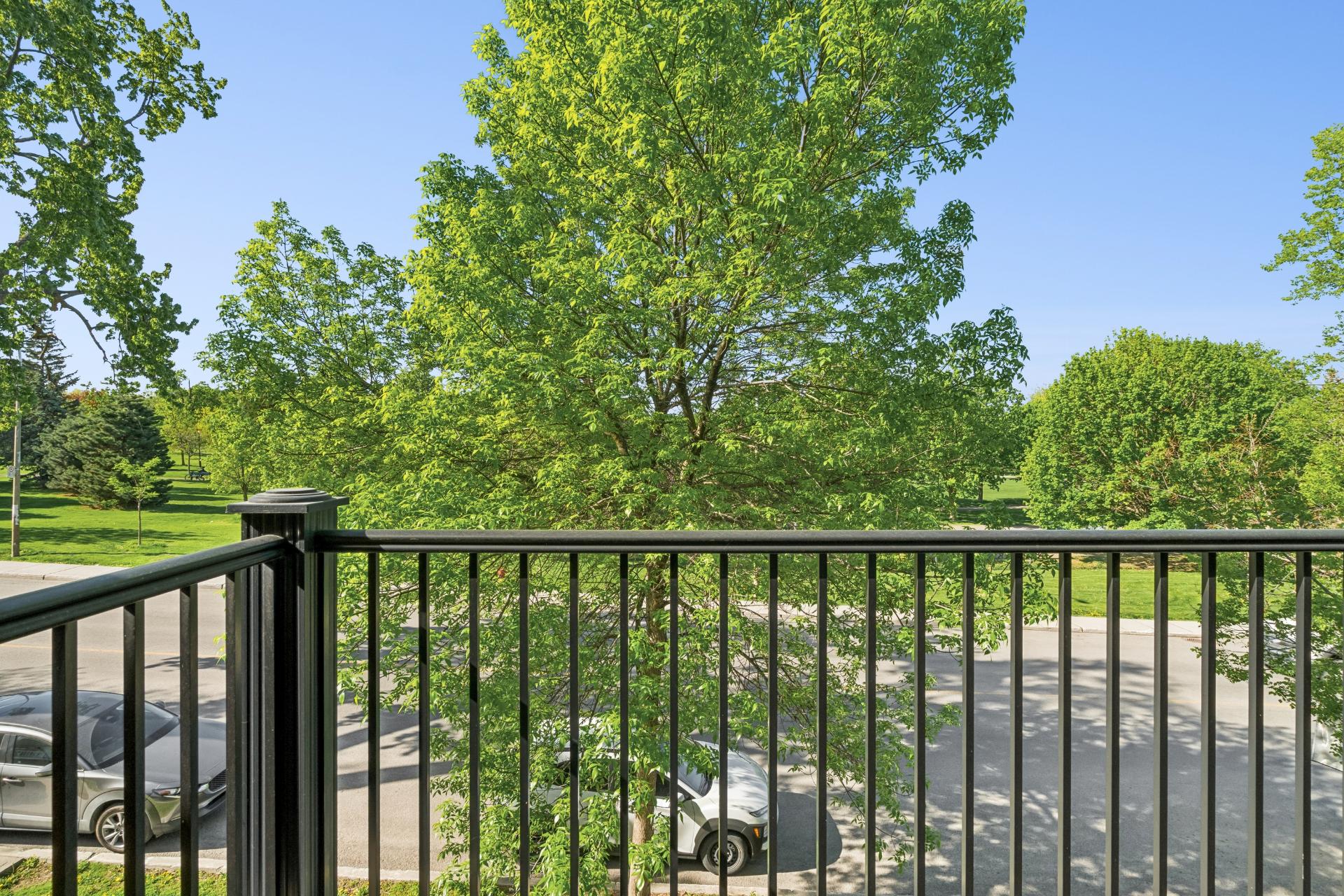Photo - Balcon