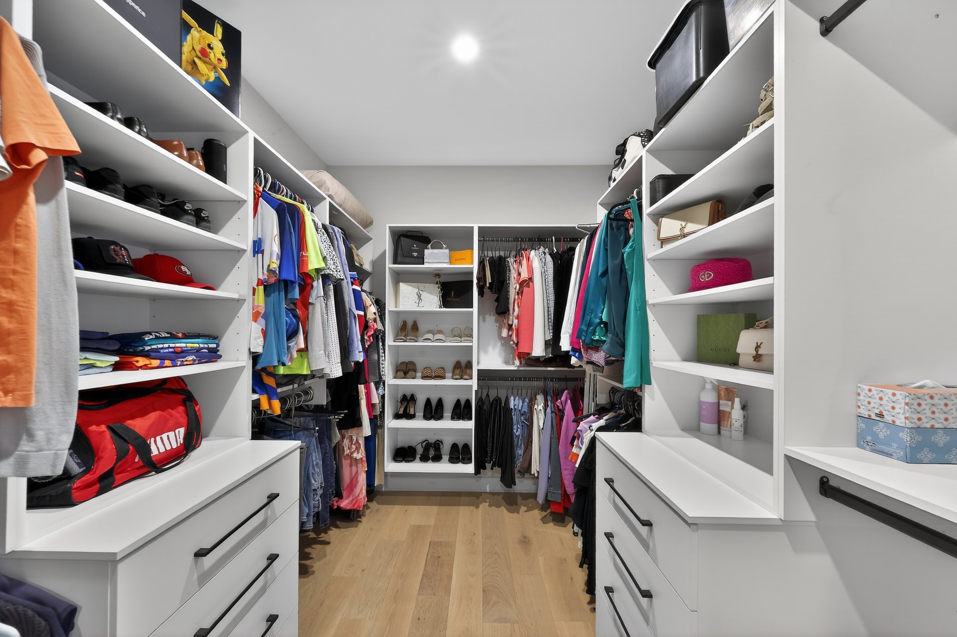 Photo - Walk-in closet
