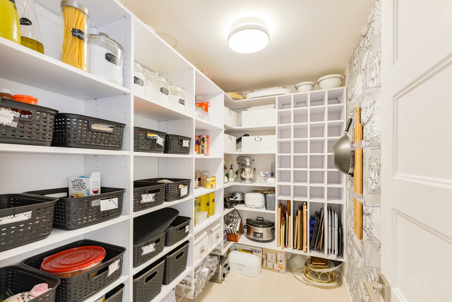 Walk-in closet