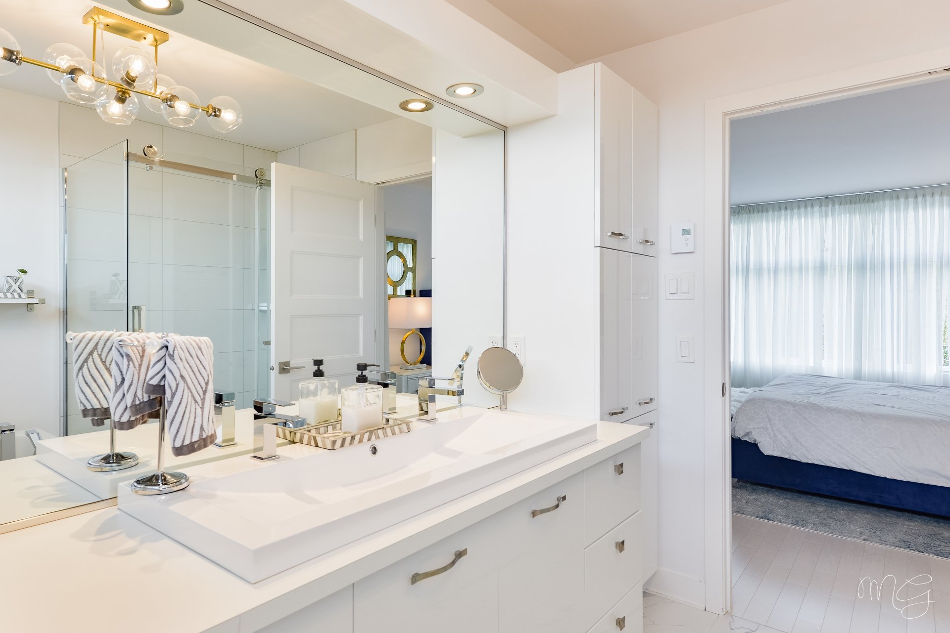 Ensuite bathroom
