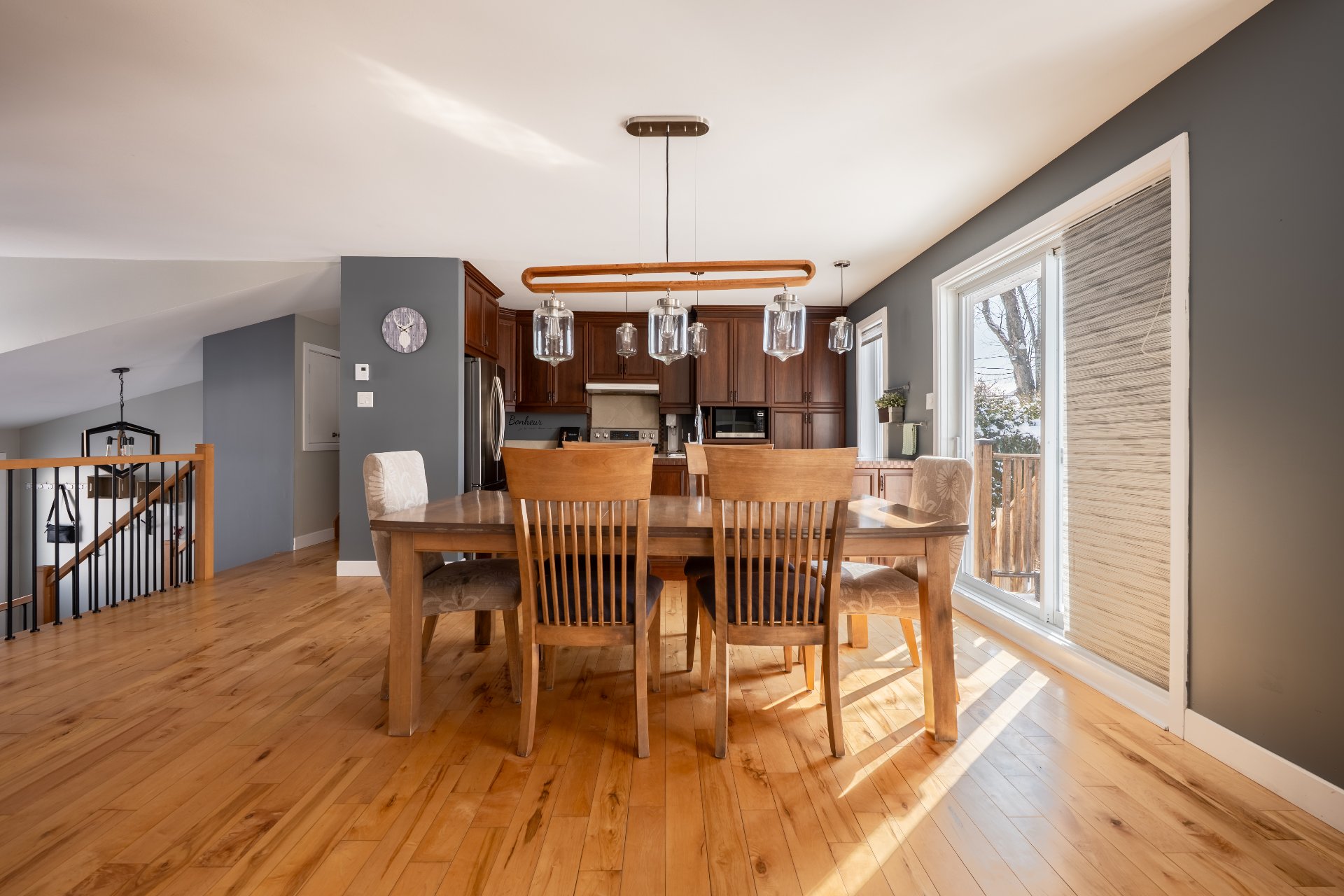 Photo - Salle à manger