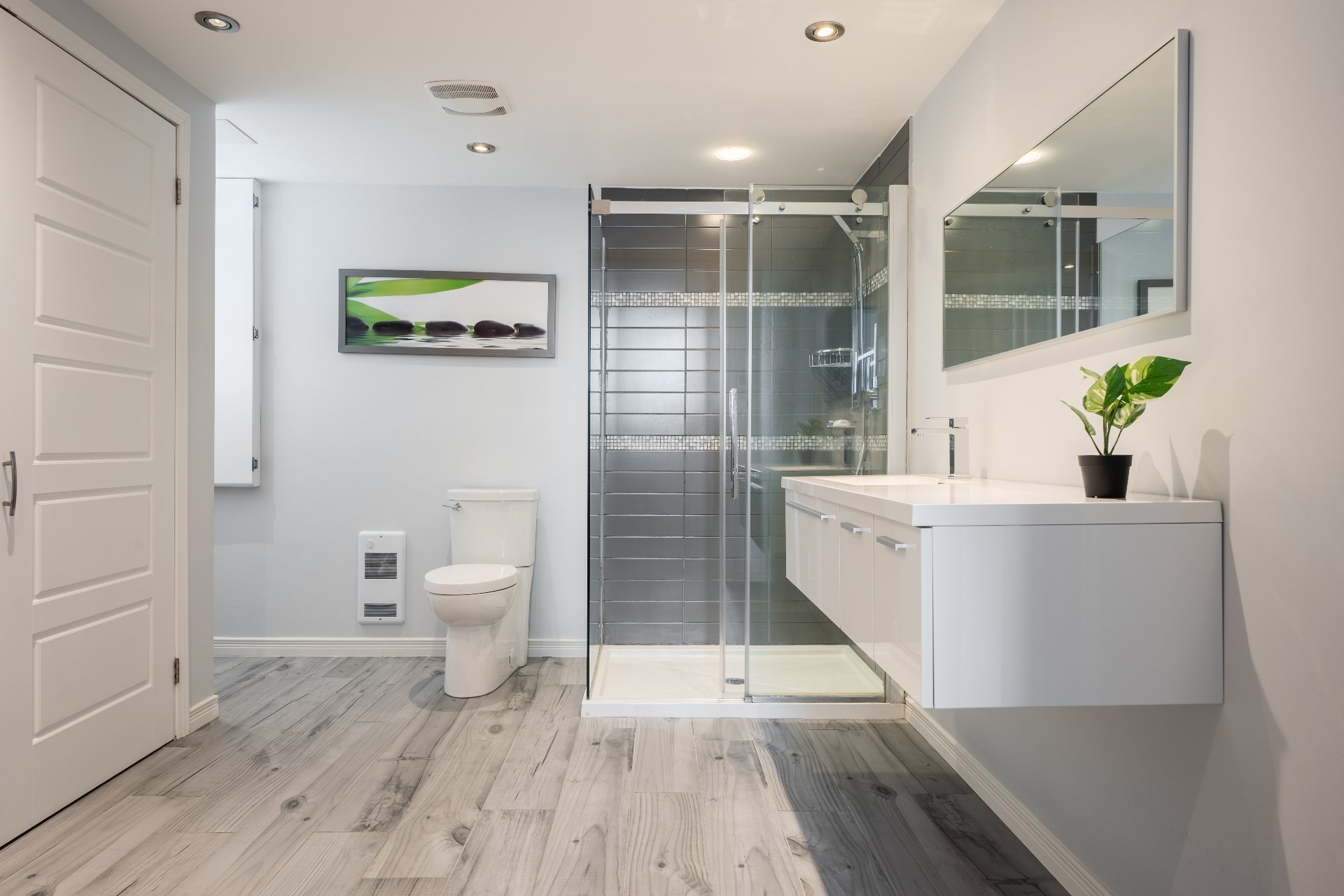 Photo - Salle de bains attenante à la CCP